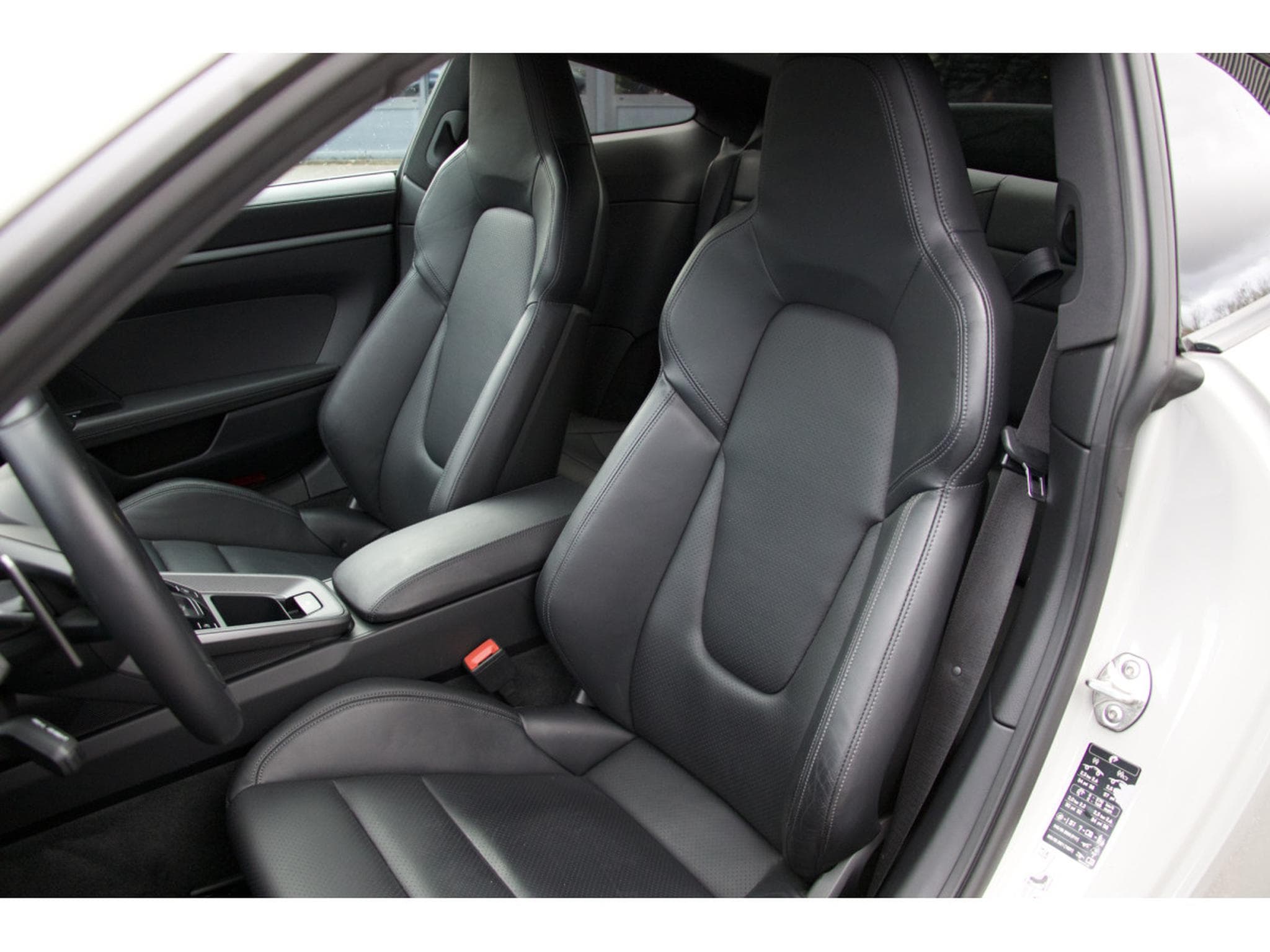 Porsche 911 Carrera 4S Coupe PDK échappement sport 1ère main (2021) - Photo 6