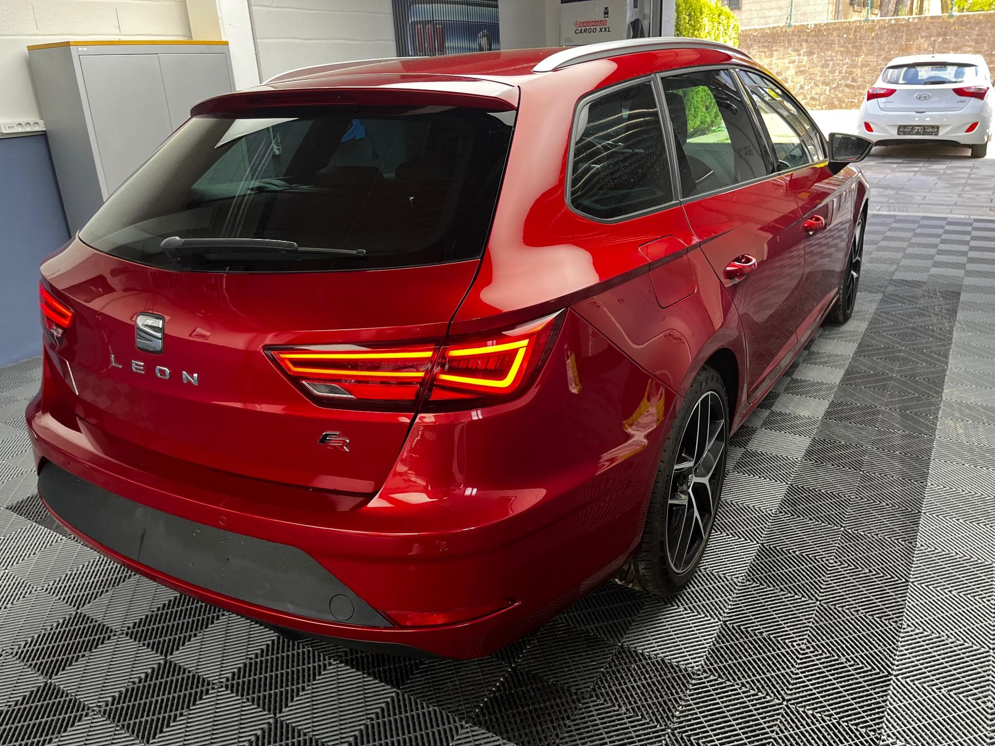 Seat Leon Tdi FR ST 184 DSG (2017) - Foto 6