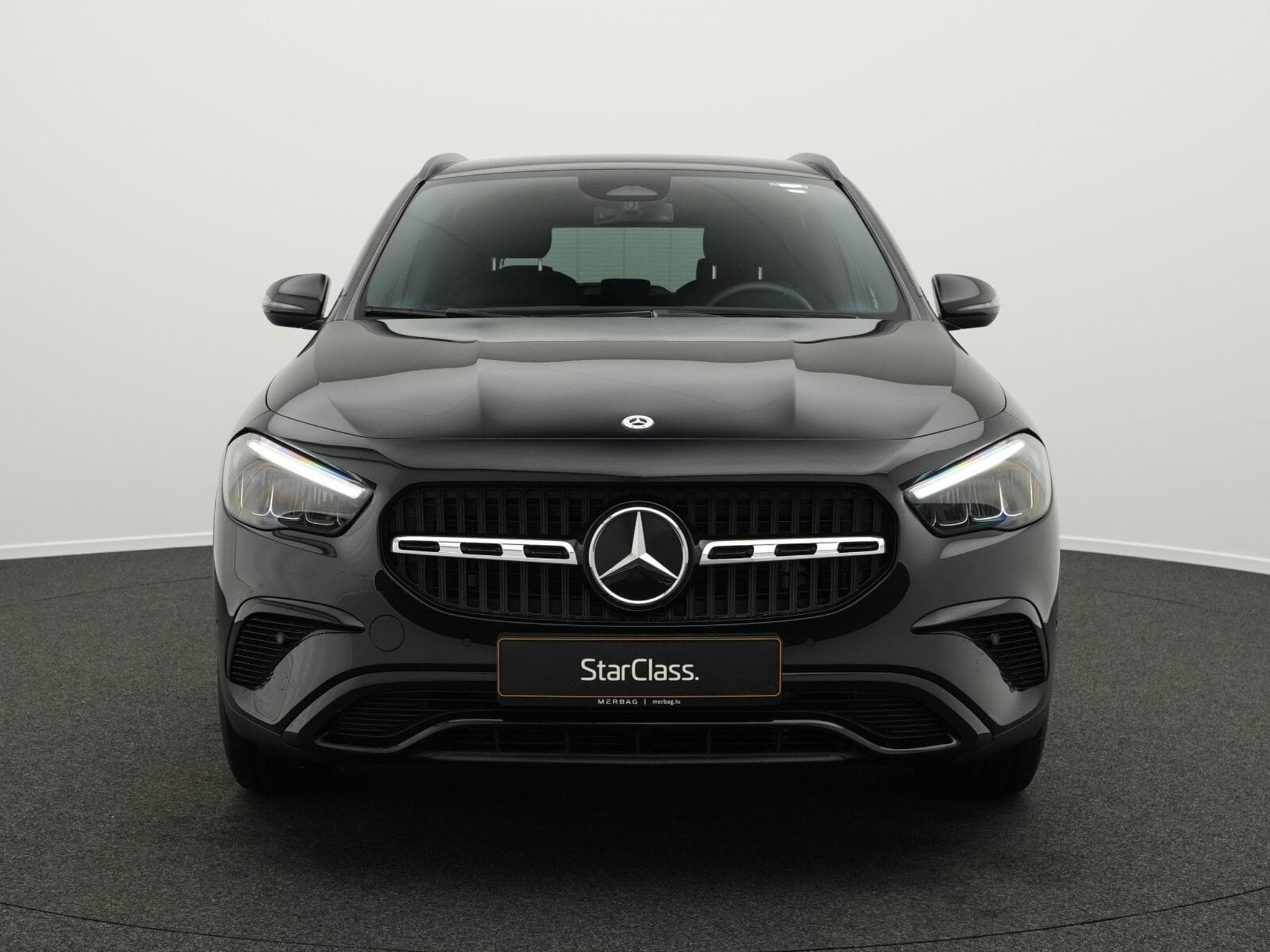 Mercedes GLA 180 d Progressive LED+Kamera+Night+MBUX (2025) - Photo 2