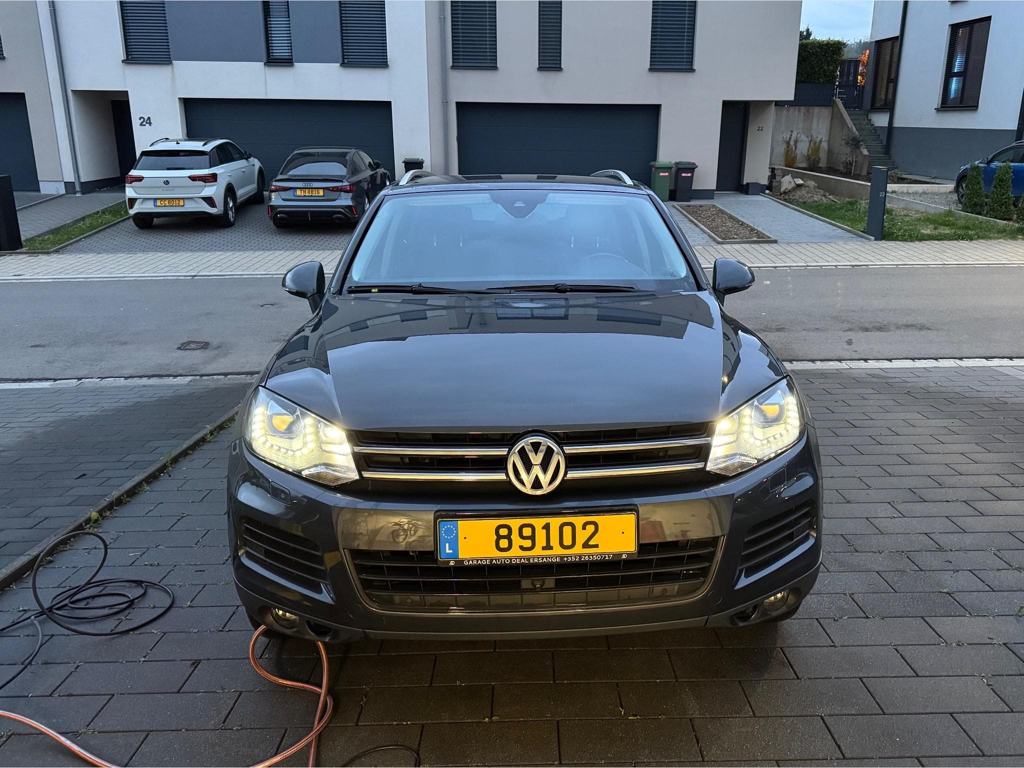 VW Touareg 3.0 Tdi 4x4 (2013) - Photo 4