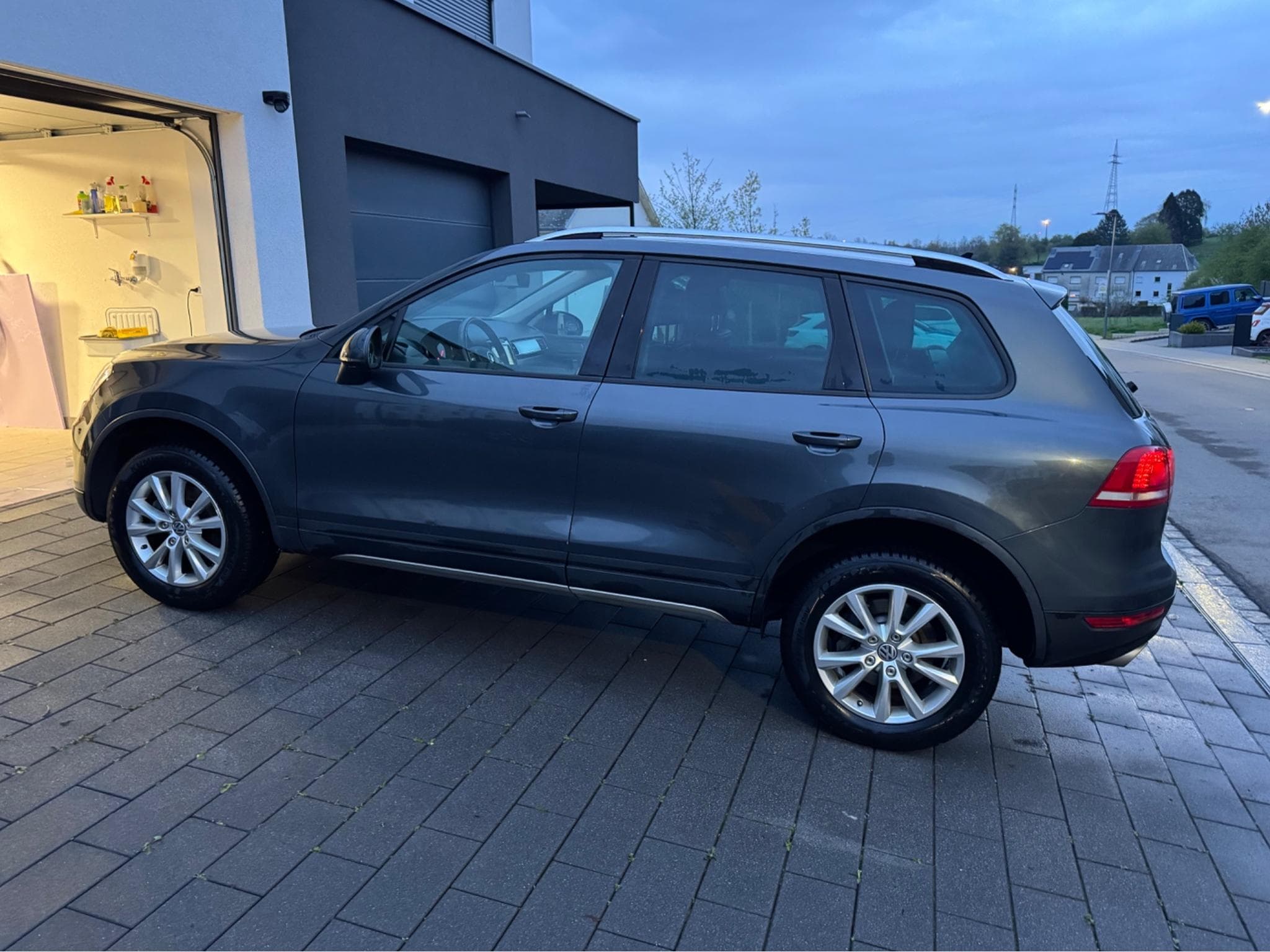 VW Touareg 3.0 Tdi 4x4 (2013) - Photo 3