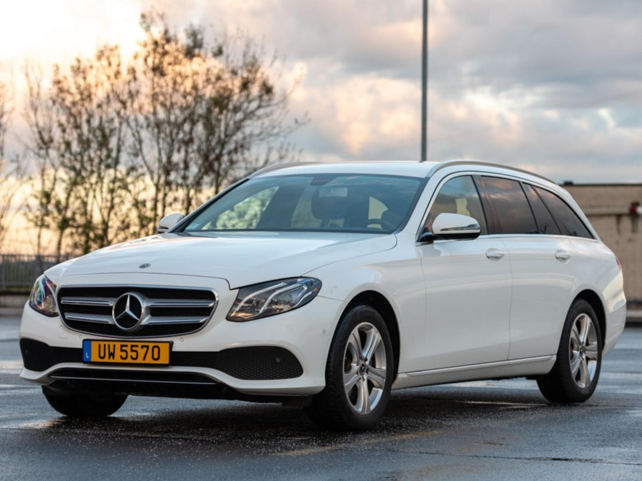 Mercedes E 200 4Matic Modèle T (2017) - Photo 2