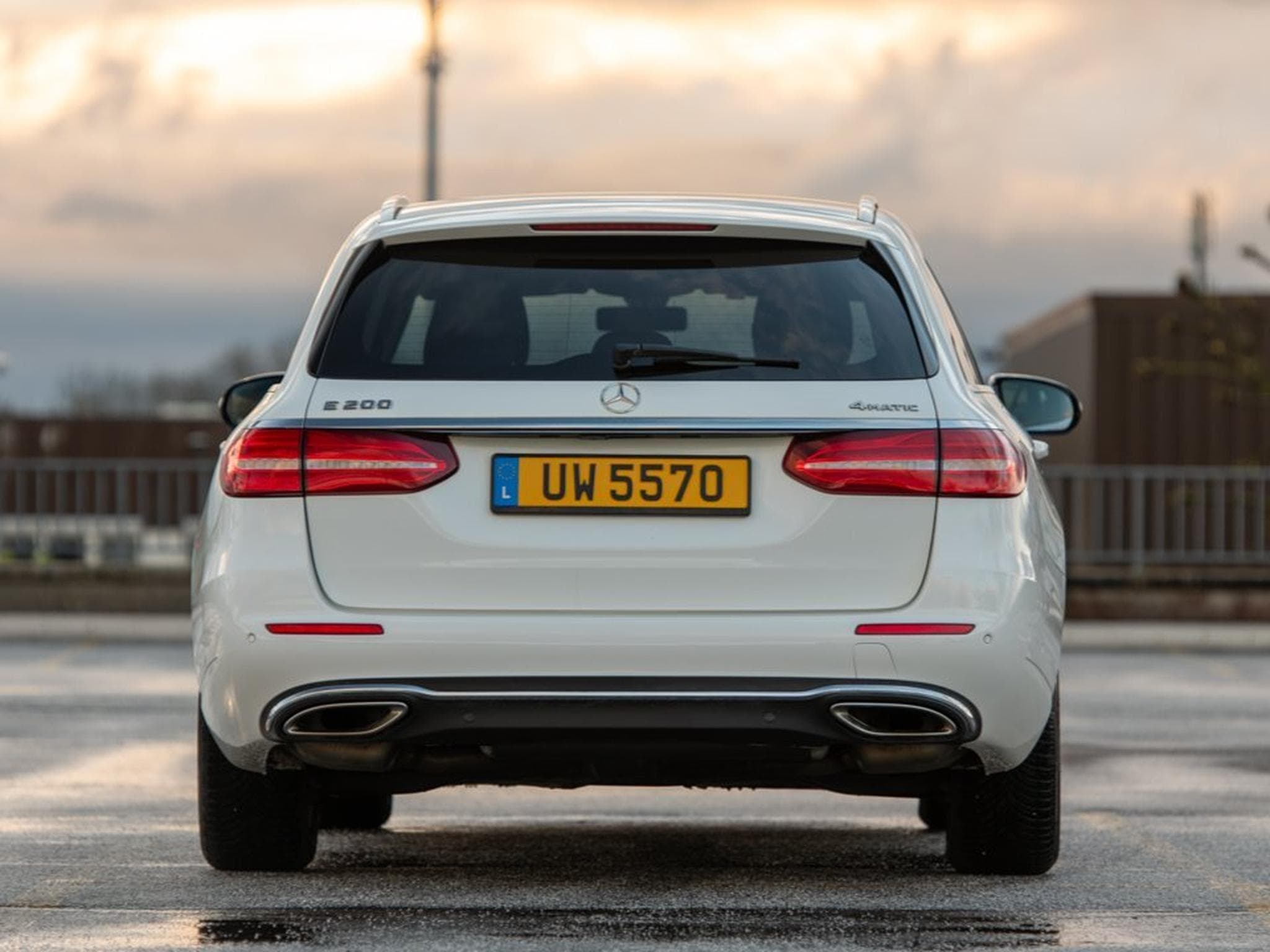 Mercedes E 200 4Matic Modèle T (2017) - Photo 9