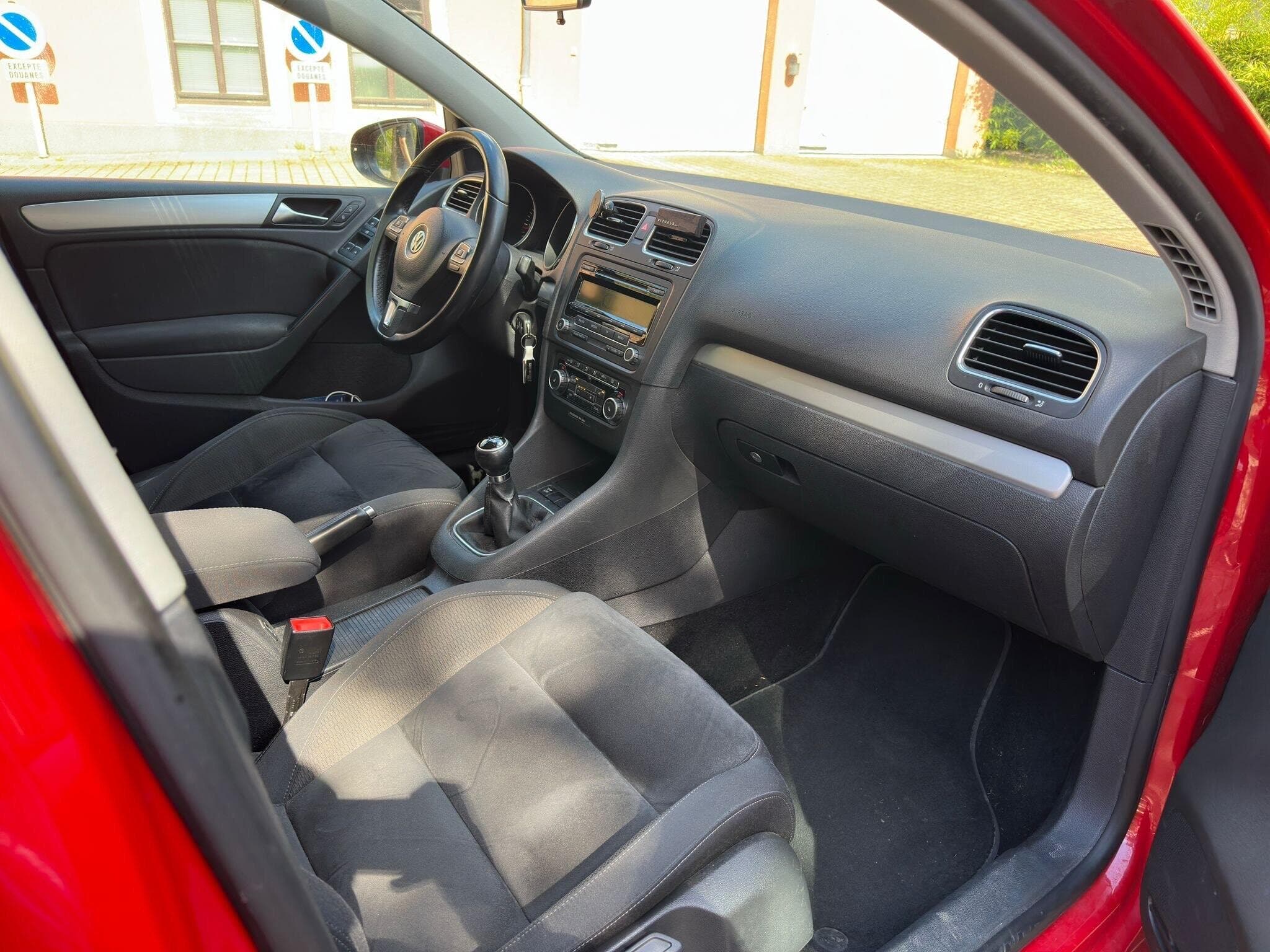 VW Golf 2.0 Tdi (2009) - Photo 11