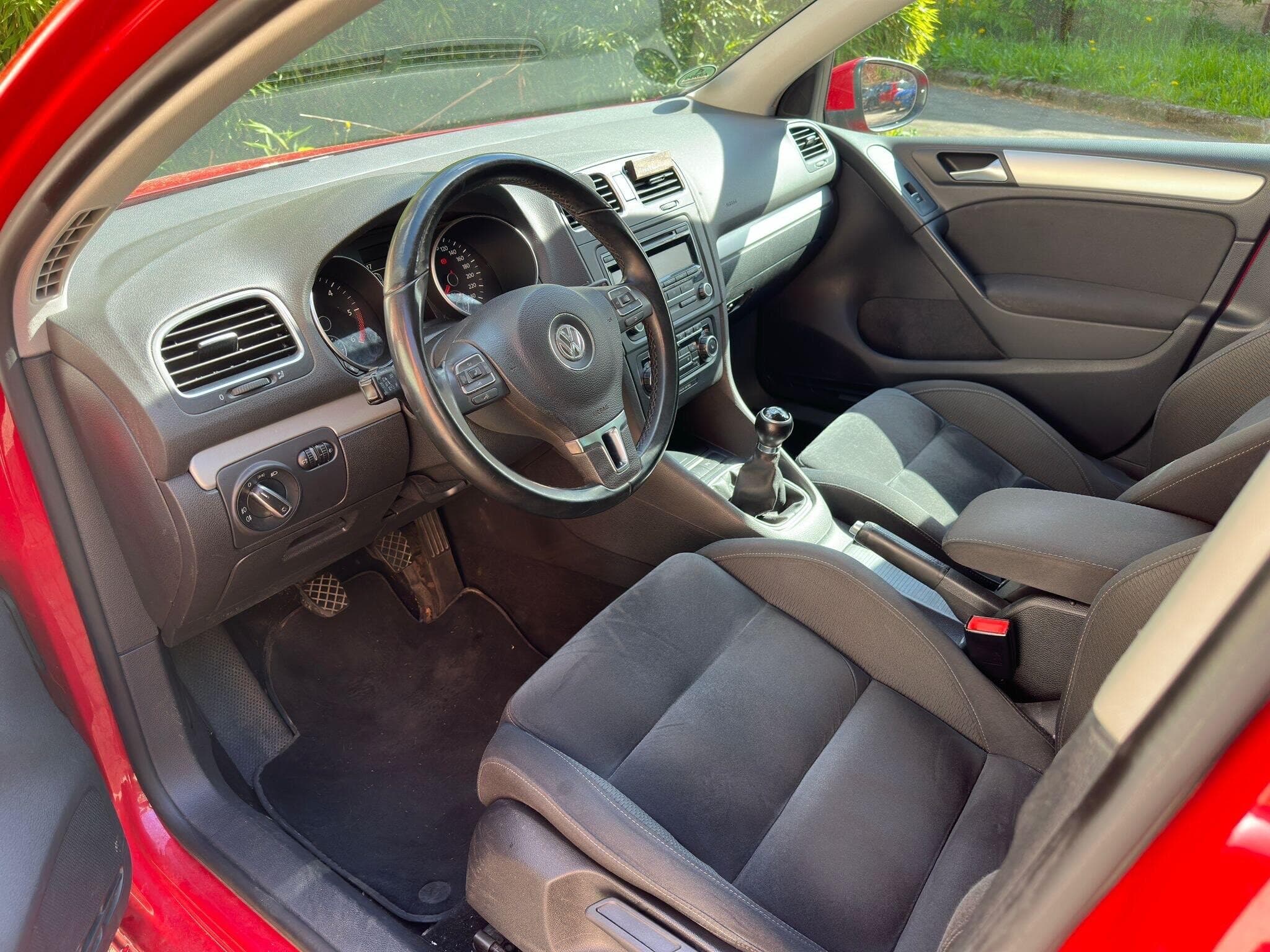 VW Golf 2.0 Tdi (2009) - Photo 8