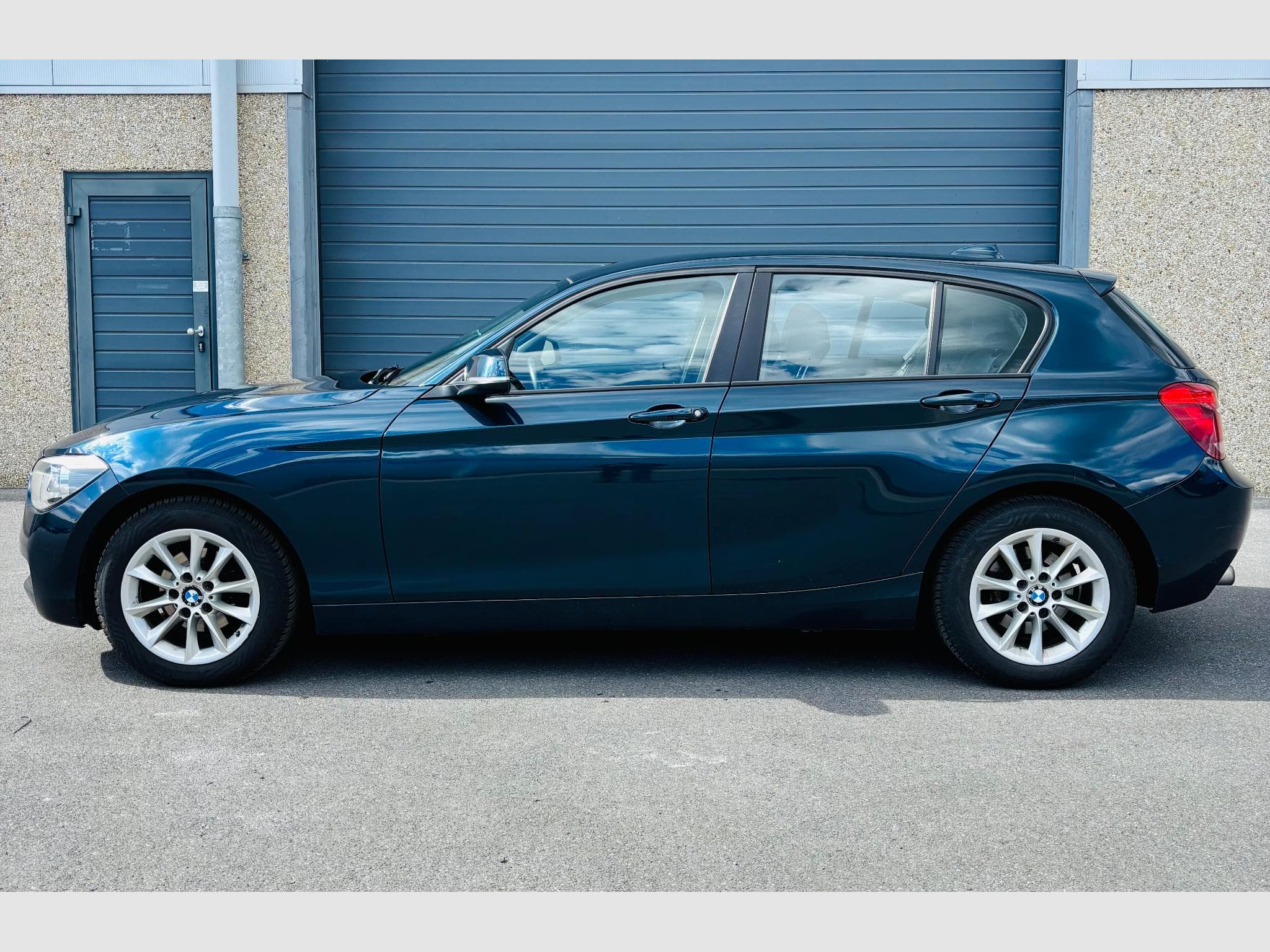 BMW 118 (2014) - Photo 2