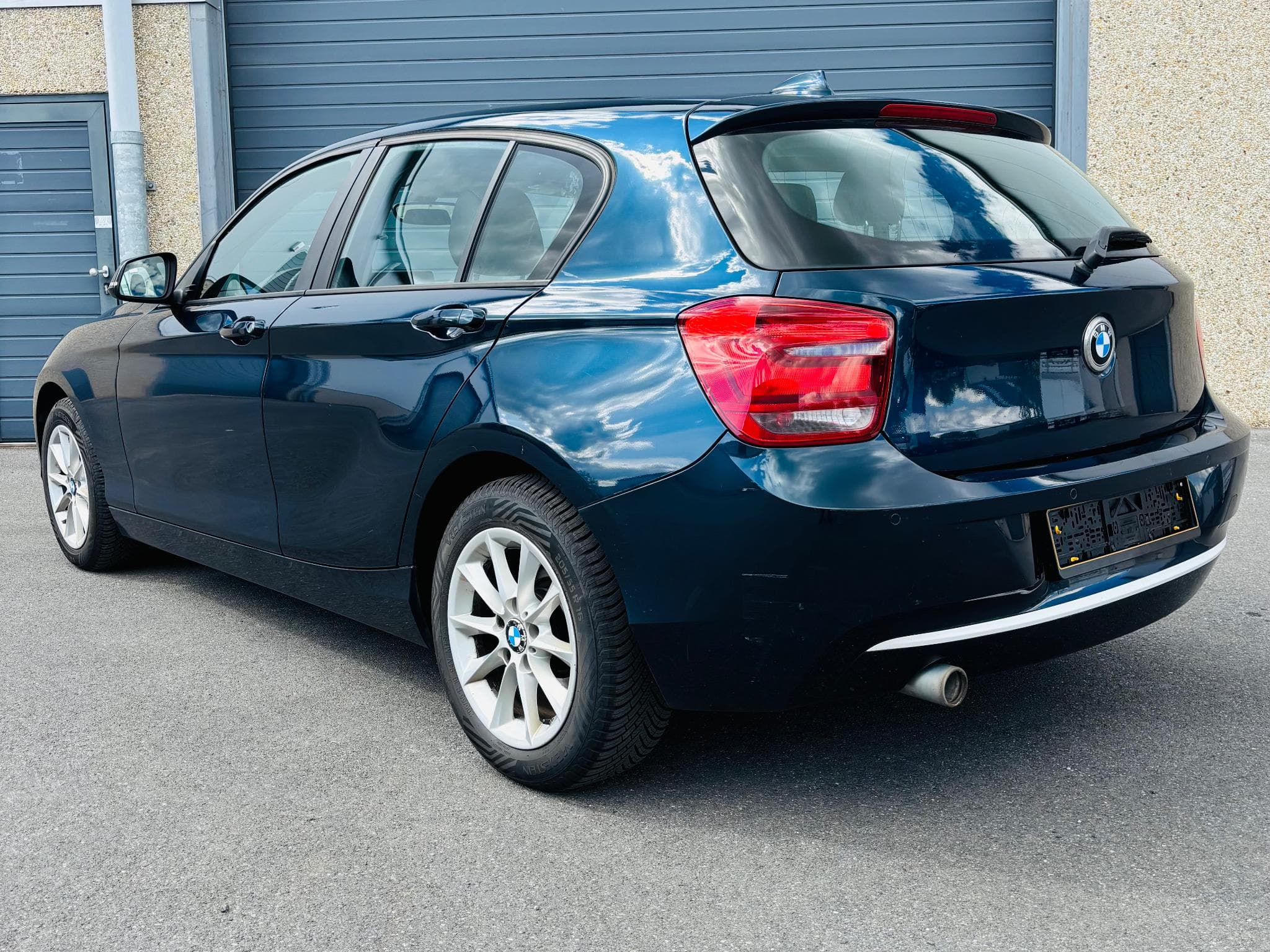 BMW 118 (2014) - Photo 3