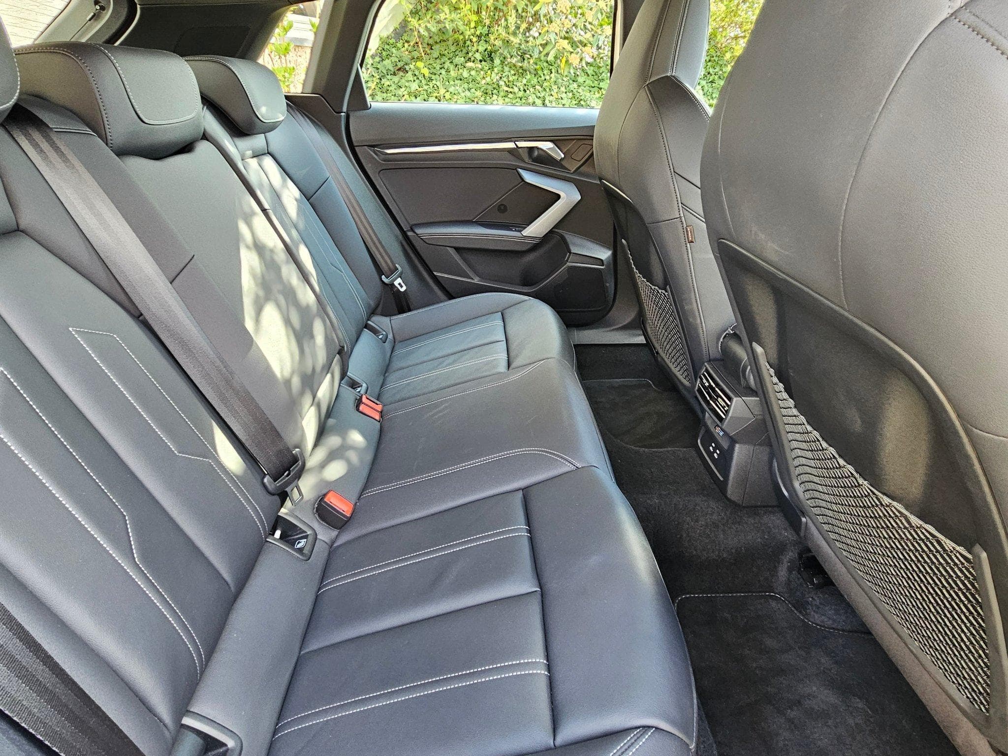 Audi S3 Sportsback (2024) - Photo 8