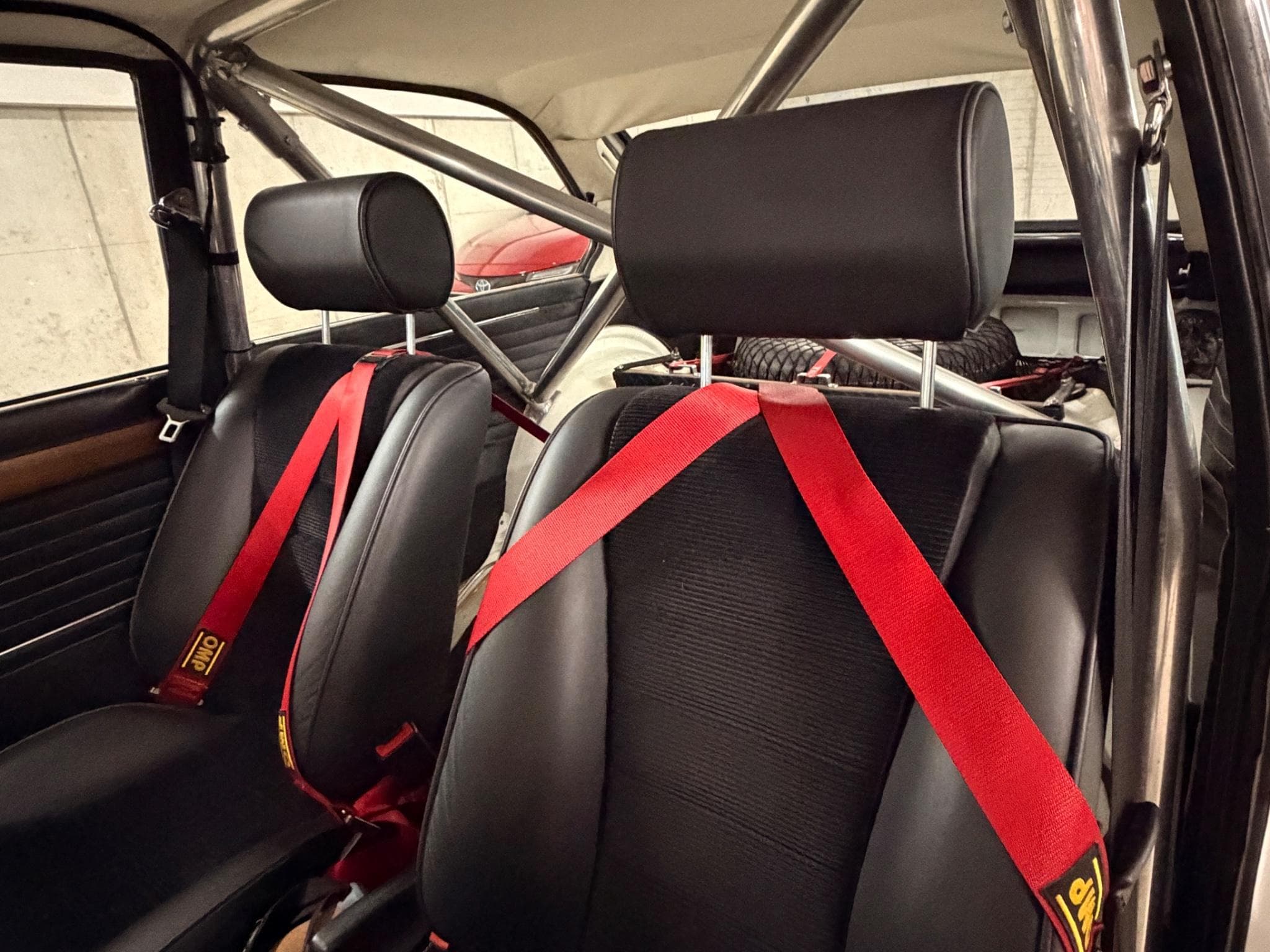 BMW 2002 Tii (1971) - Foto 8