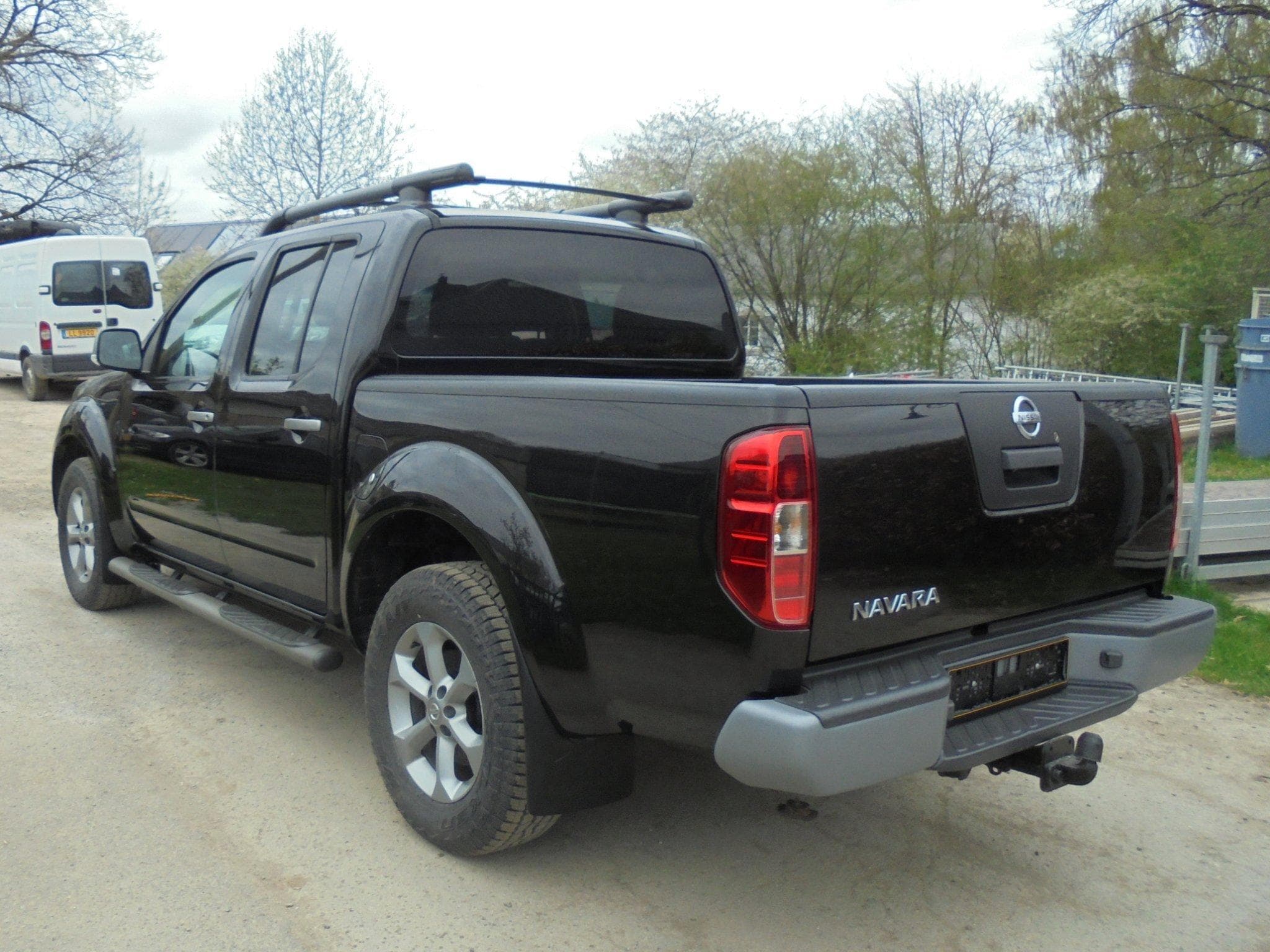 Nissan Navara 2.5 dCi 190 Double Cab. 4WD (2015) - Photo 2