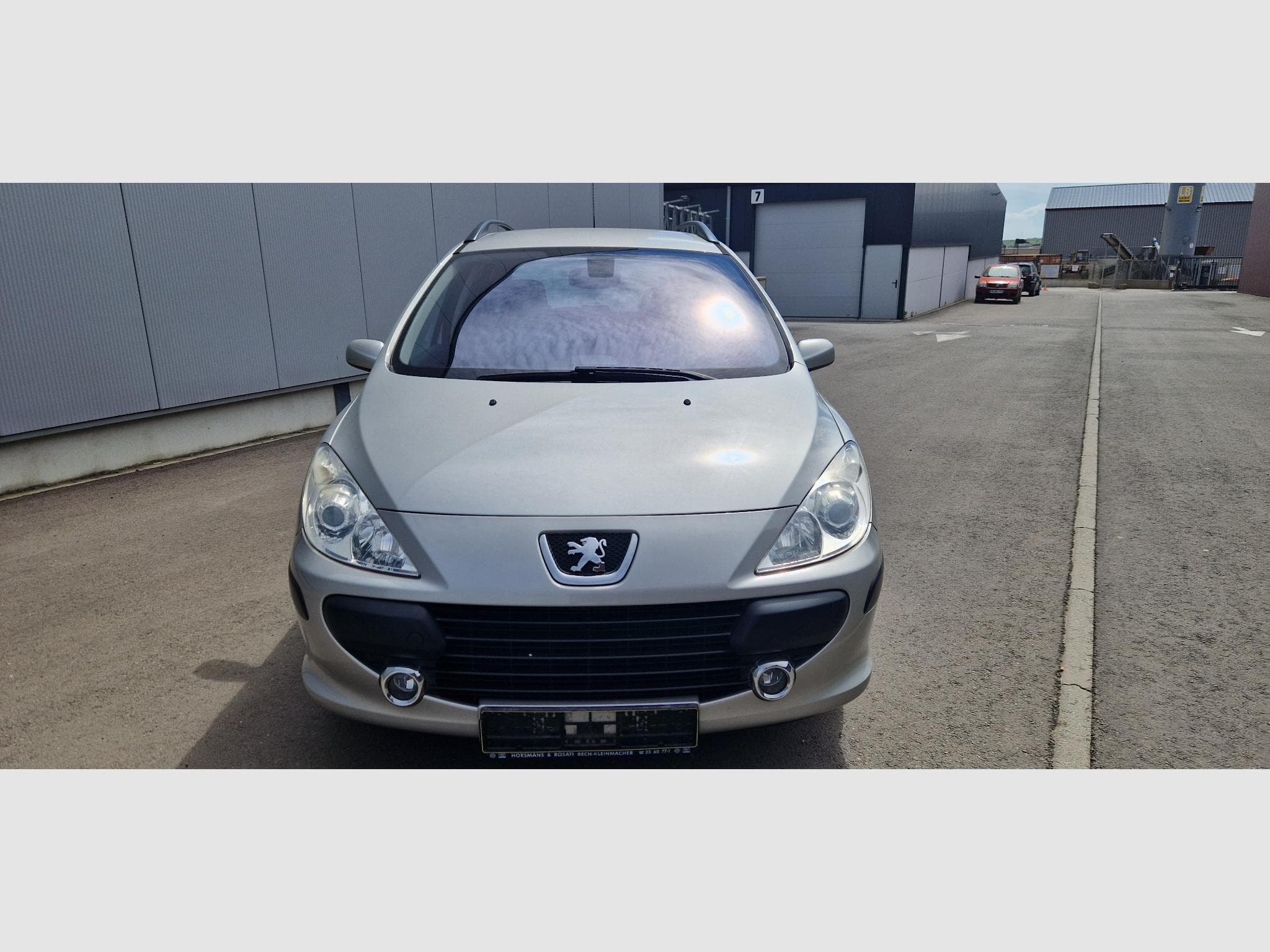Peugeot 307 SW 1.6 Hdi design 90ch (2007) - Photo 8