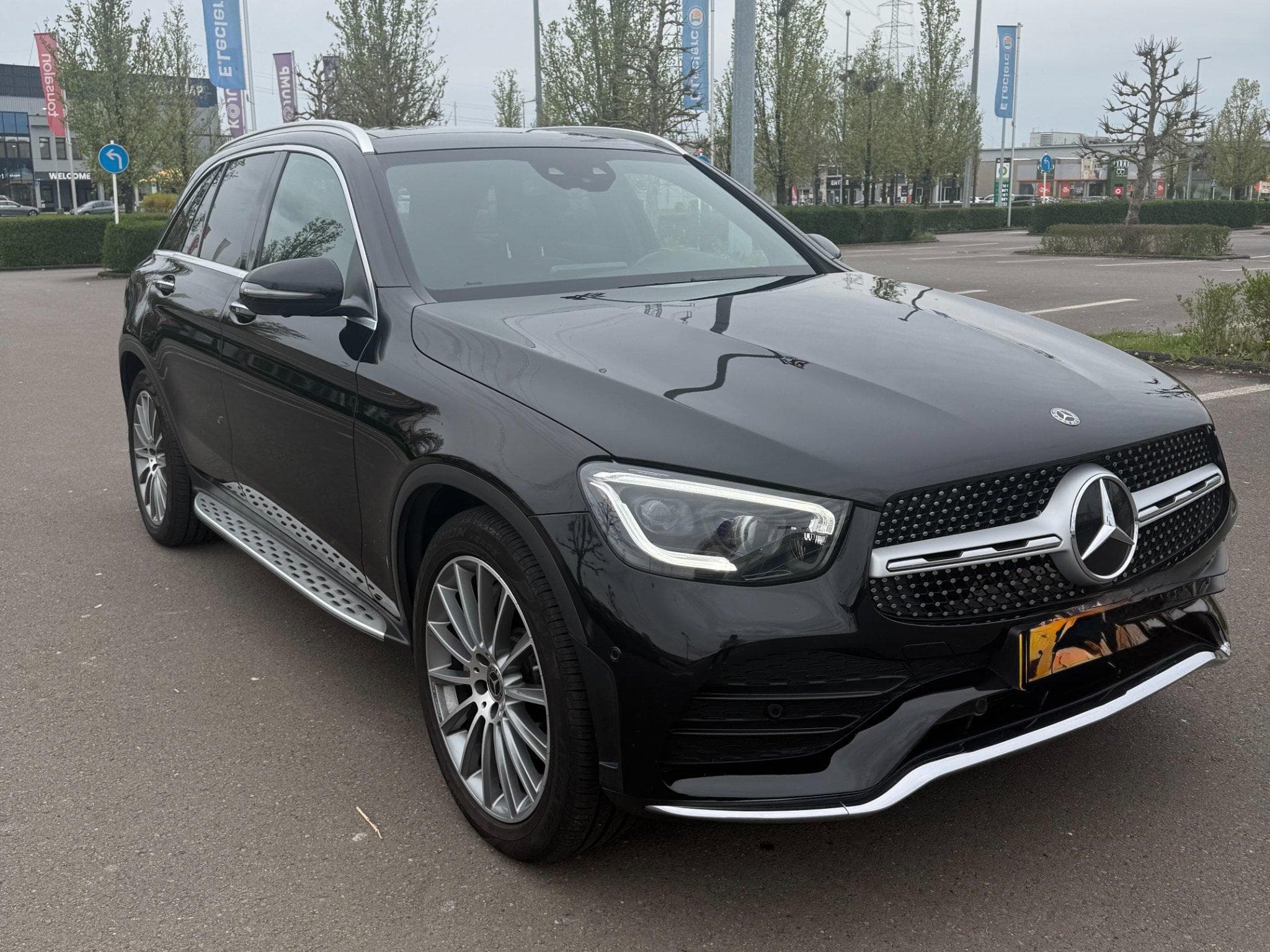 Mercedes GLC 300 Mercedes GLC 300d 4MATIC AMG Line (2020) - Photo 3