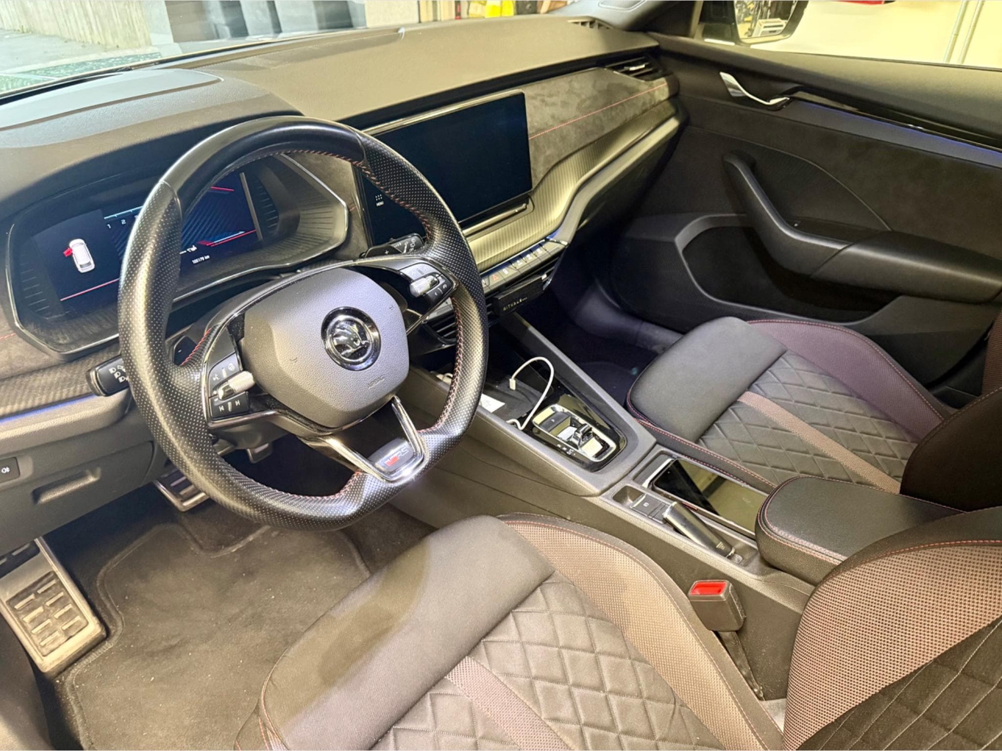 Skoda Octavia RS (2021) - Photo 3