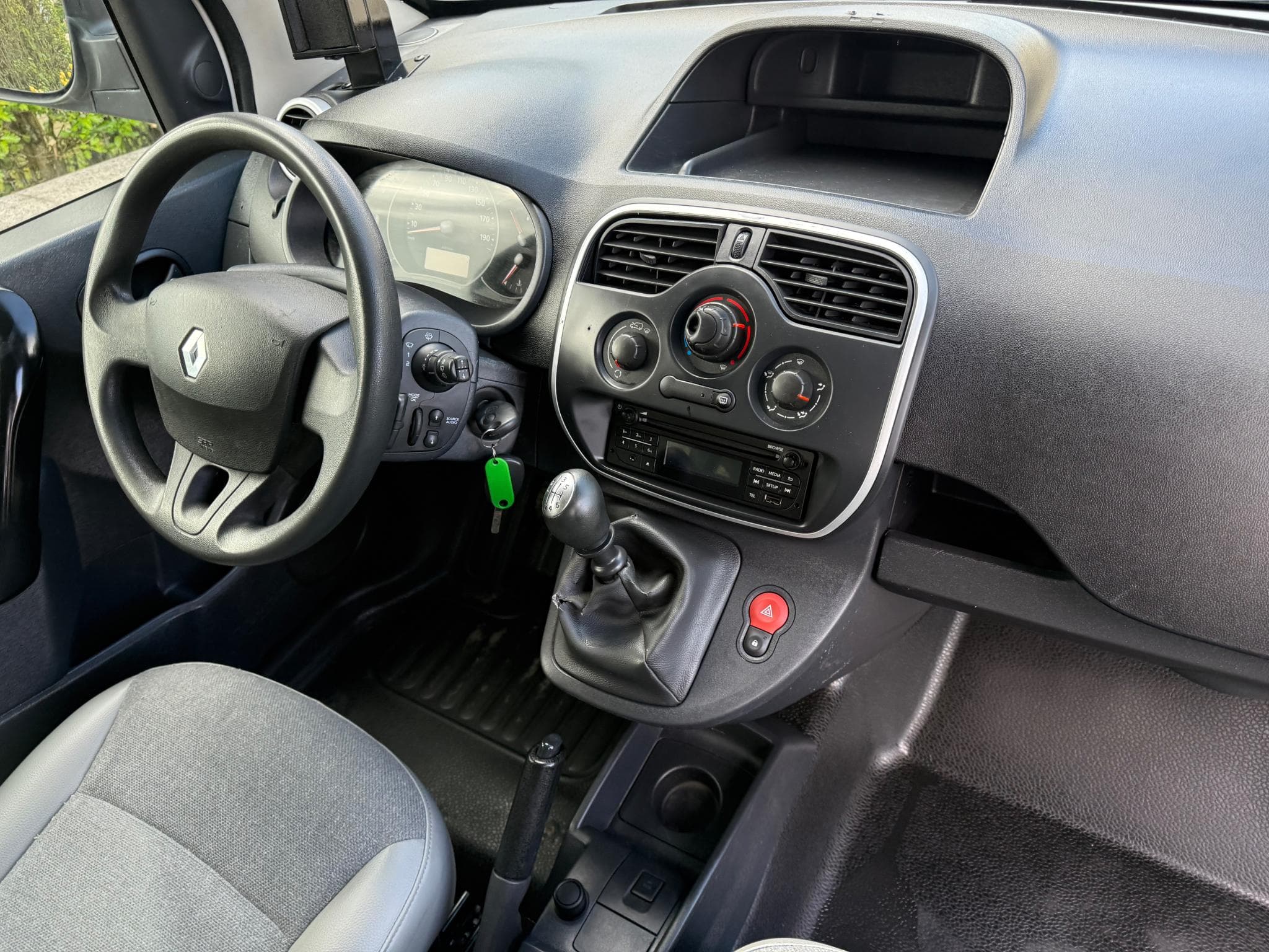Renault Kangoo Maxi (2022) - Photo 11