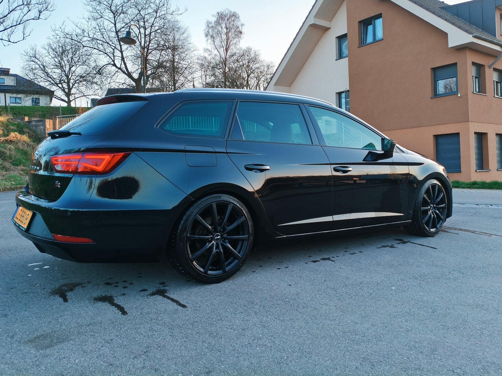 Seat Leon FR ST TDI (2017) - Photo 2