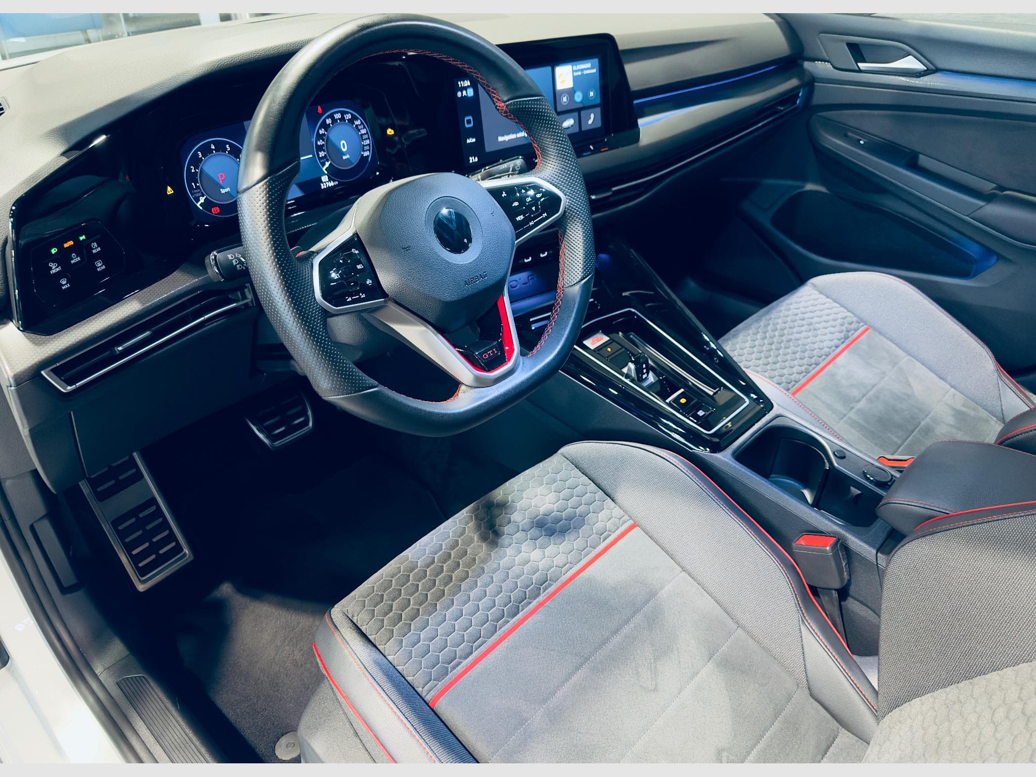 VW Golf GOLF VIII GTI CLUBSPORT DSG (2022) - Photo 9