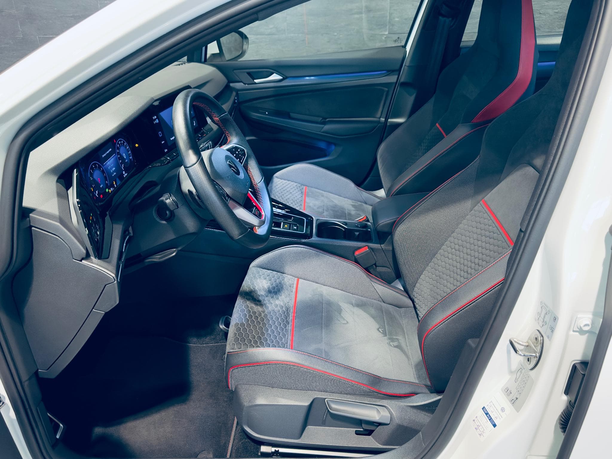 VW Golf GOLF VIII GTI CLUBSPORT DSG (2022) - Photo 7