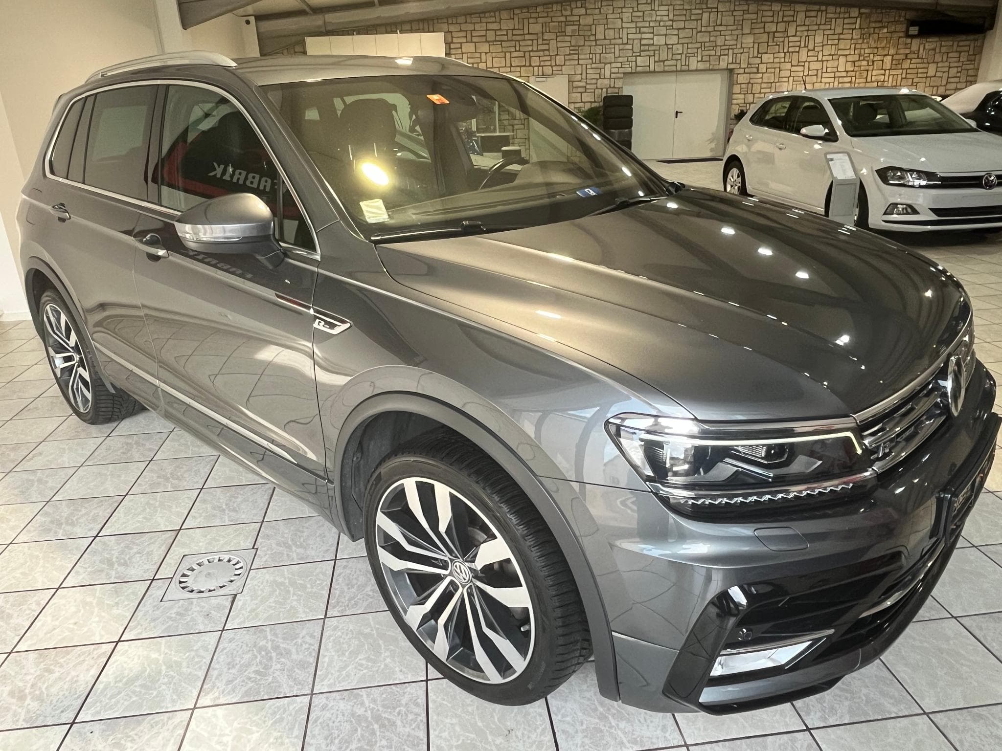 VW Tiguan 2.0 BI-TDI 240ch R-Line Carat 4Motion DSG CARPLAY (2017) - Photo 7