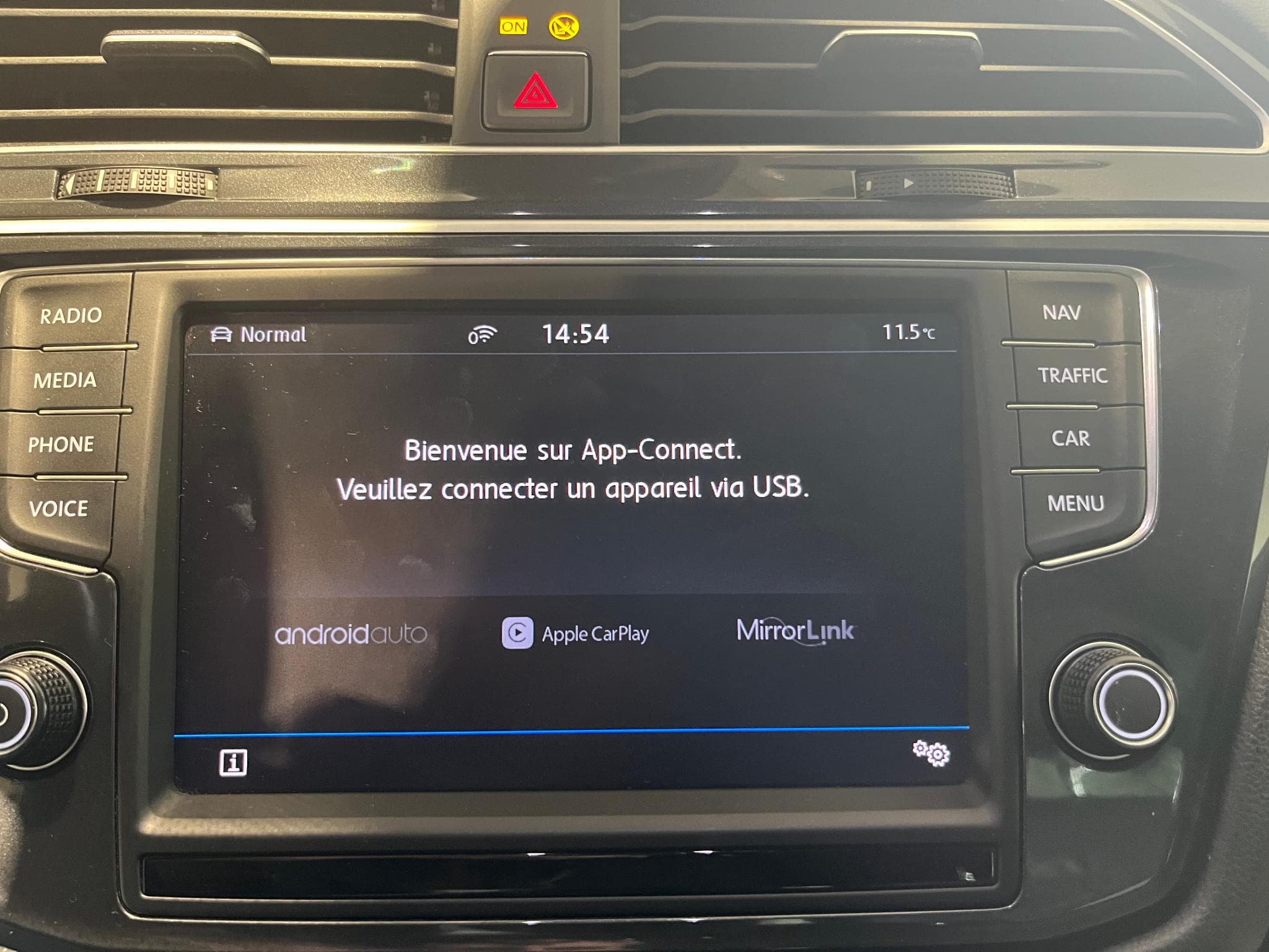 VW Tiguan 2.0 BI-TDI 240ch R-Line Carat 4Motion DSG CARPLAY (2017) - Photo 19