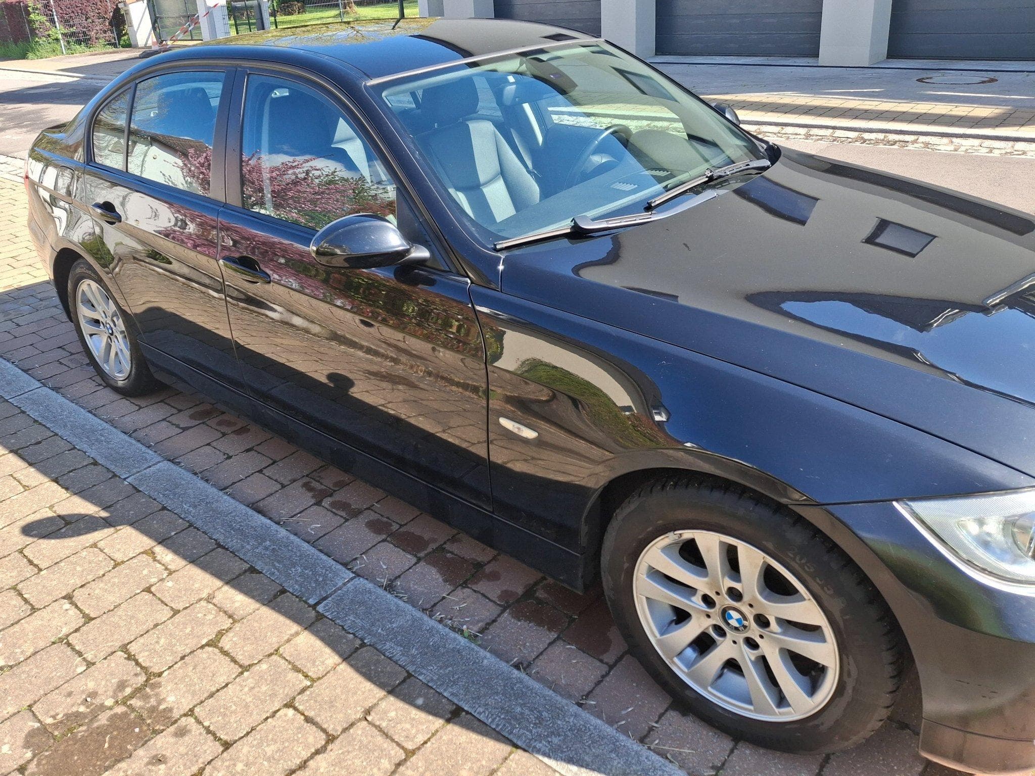 BMW 320 (2007) - Photo 3