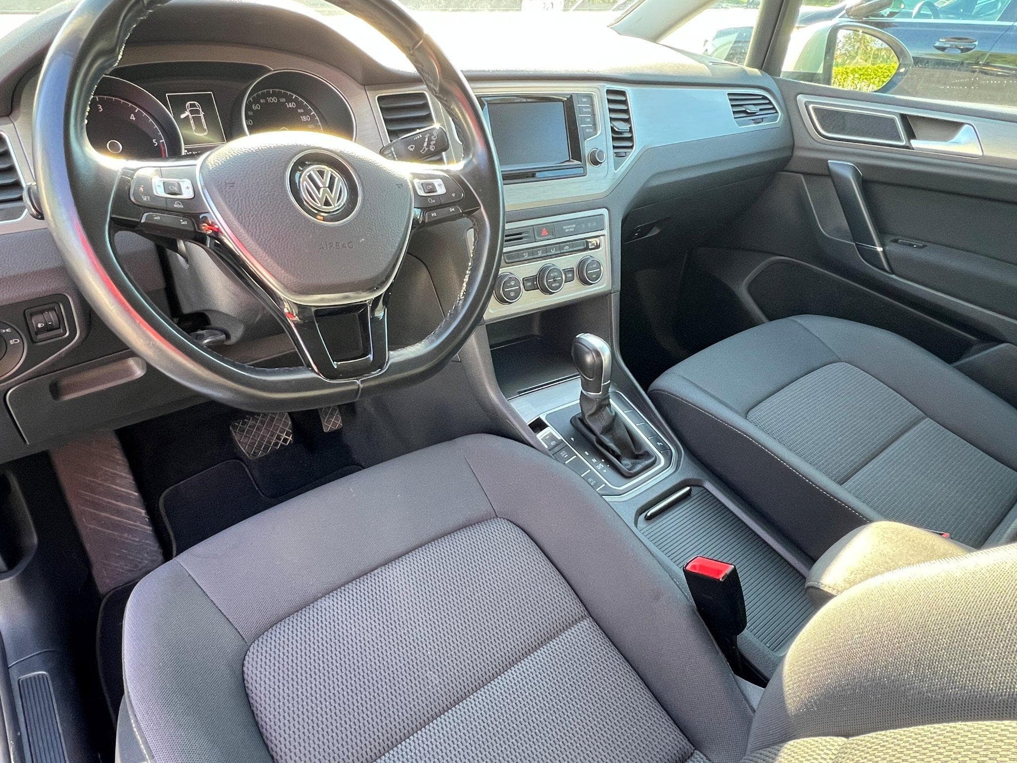 VW Golf Sportsvan (2014) - Photo 3