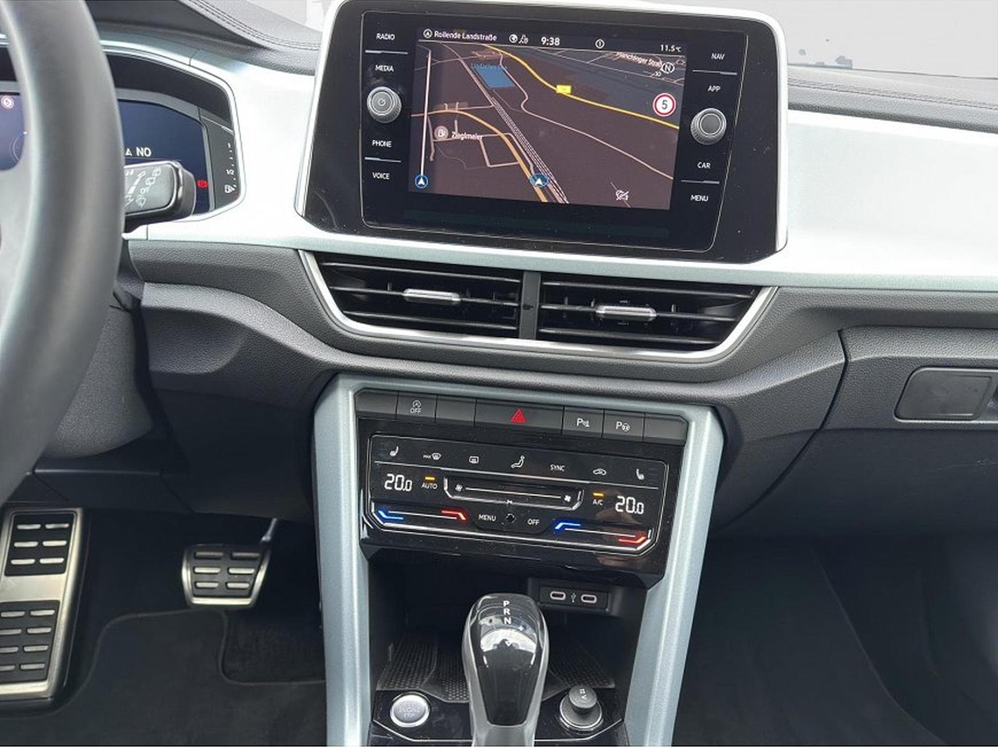 VW T-Roc (2025) - Foto 16