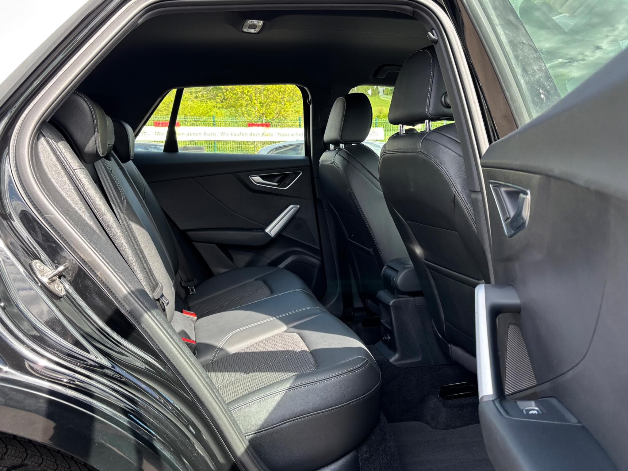 Audi Q2 35 TFSI 150 S-Line S tronic (2020) - Photo 13