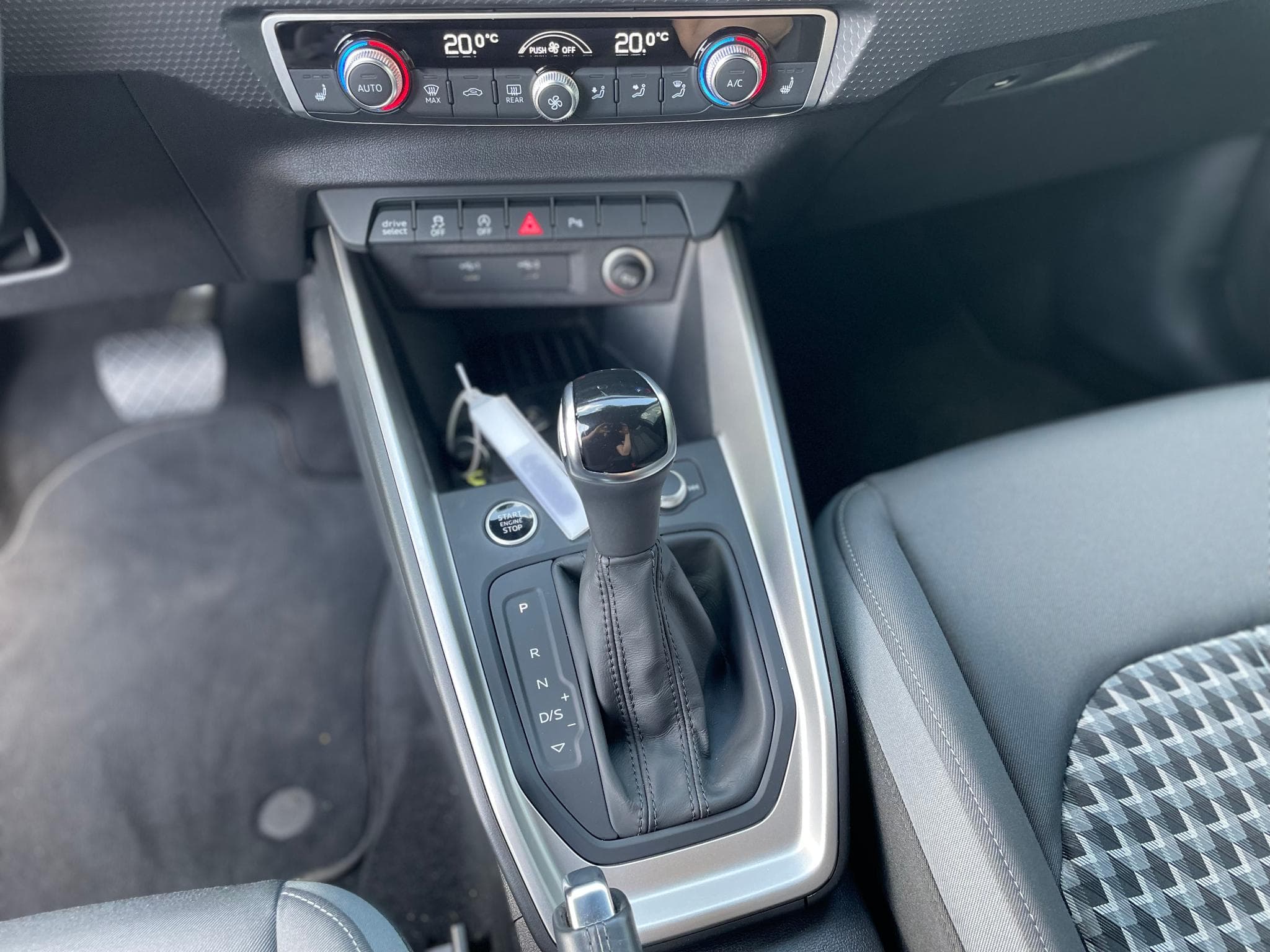 Audi A1 Sportback 35 TFSI S-tronic S-Line (2021) - Foto 10