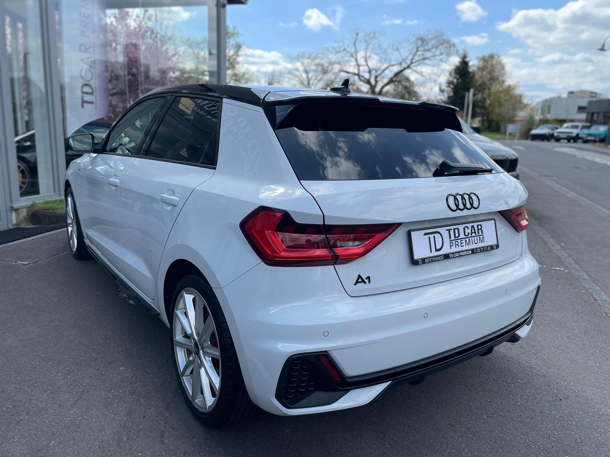 Audi A1 Sportback 35 TFSI S-tronic S-Line (2021) - Foto 13