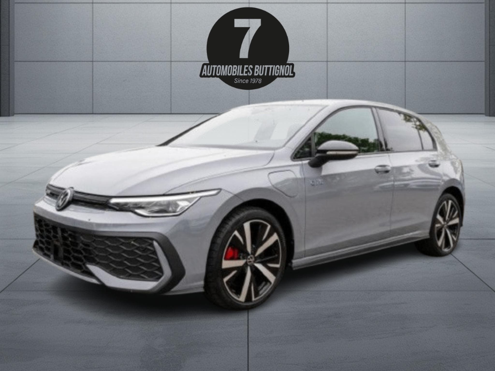 VW Golf Volkswagen Golf 8 GTE 272ch phase 2 DSG 140km Nardo grey (2025) - Photo 1