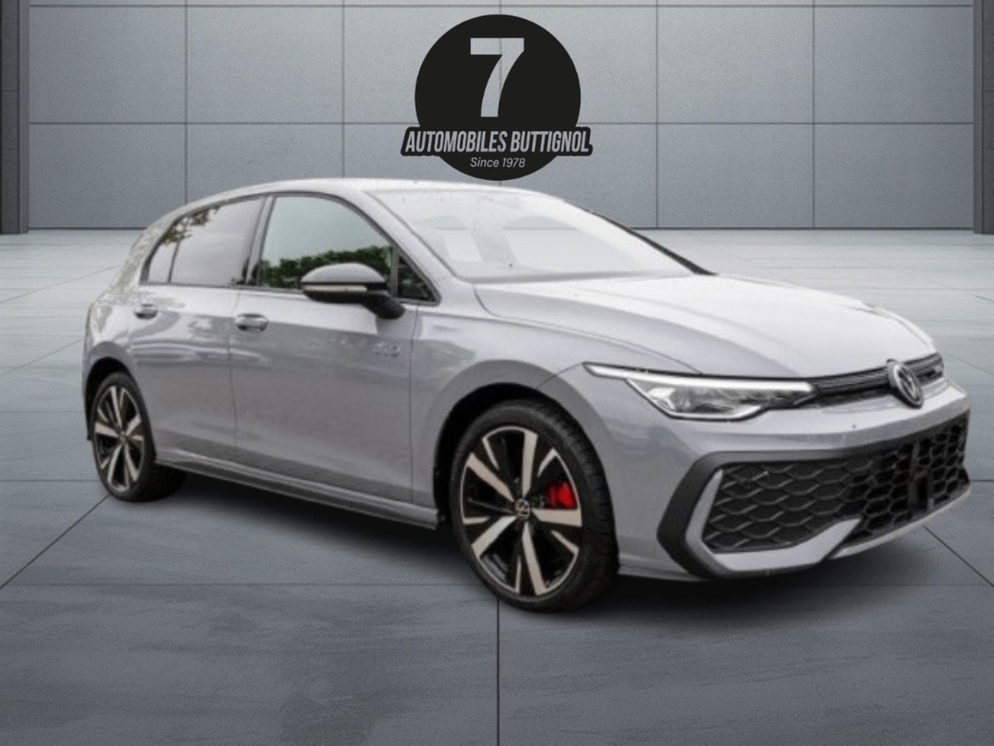 VW Golf Volkswagen Golf 8 GTE 272ch phase 2 DSG 140km Nardo grey (2025) - Photo 2