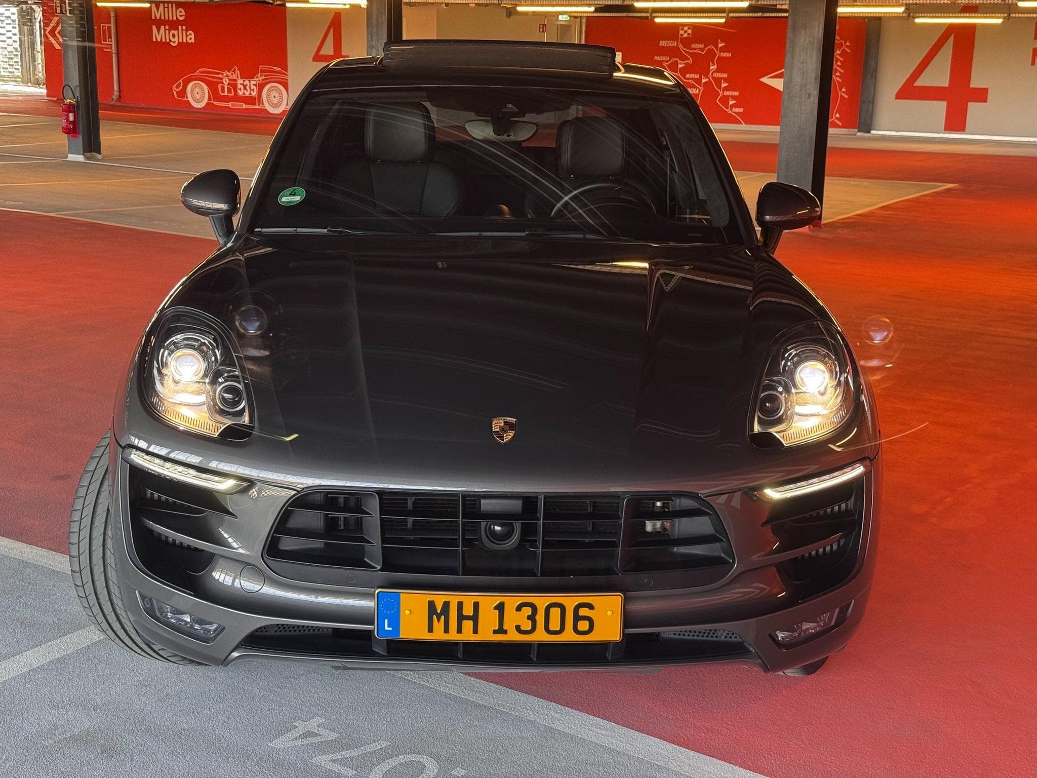Porsche Macan Turbo (2017) - Photo 3