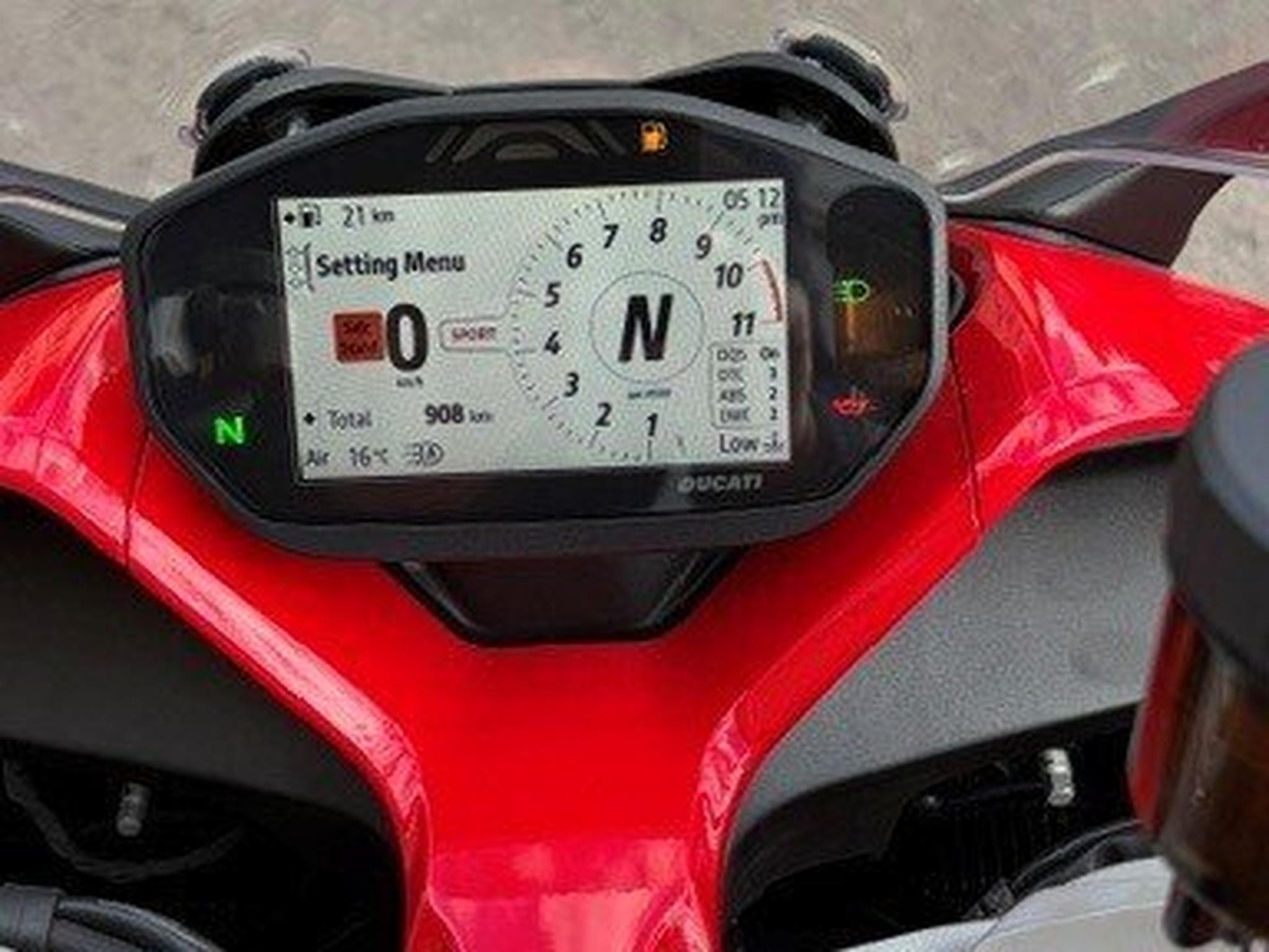 Ducati SuperSport S (2024) - Foto 3
