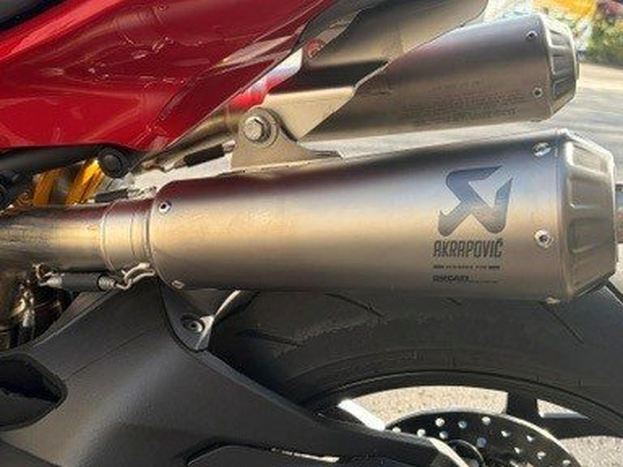 Ducati SuperSport S (2024) - Foto 9