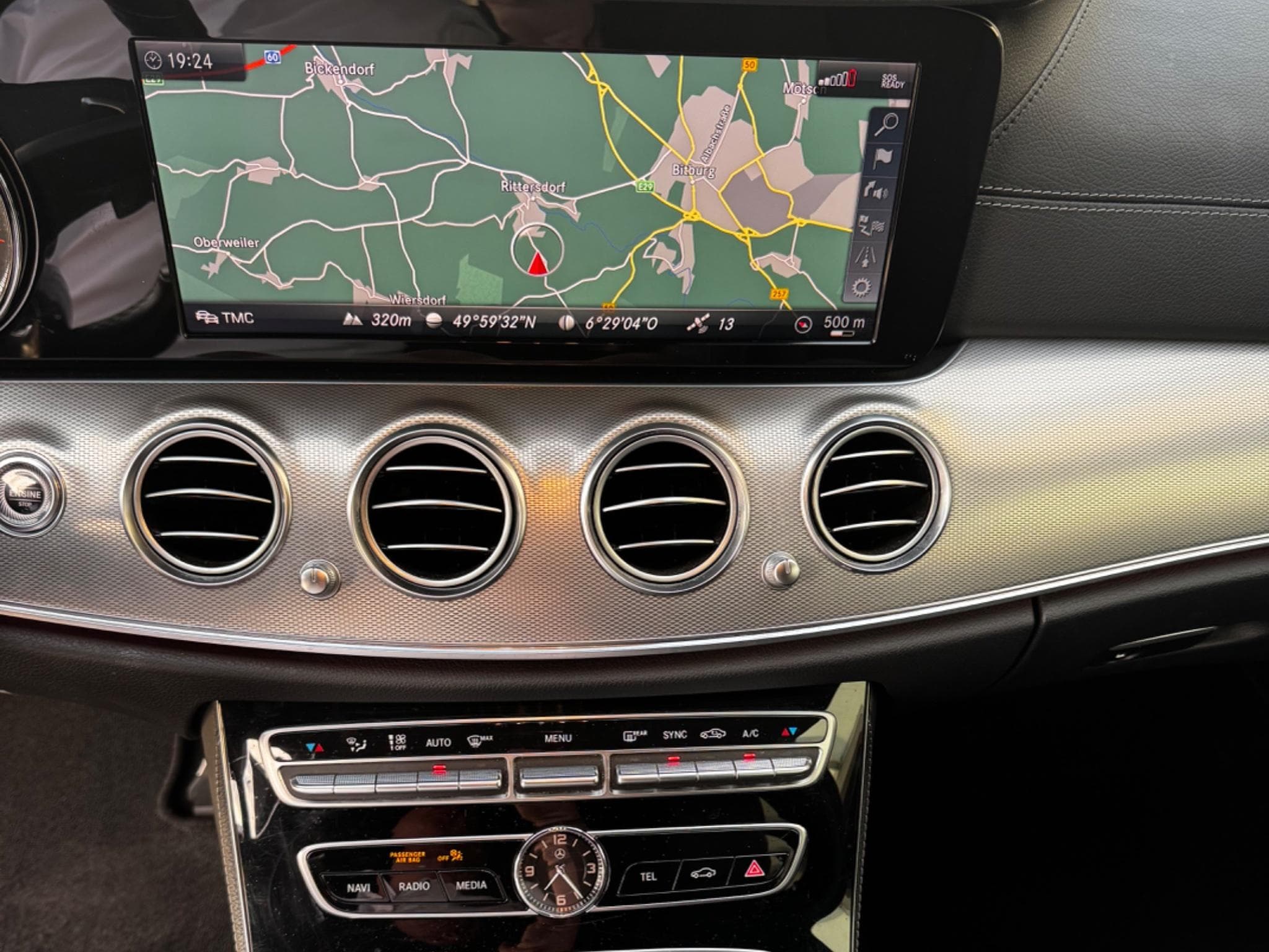Mercedes E 400 AMG-Line (2019) - Photo 8