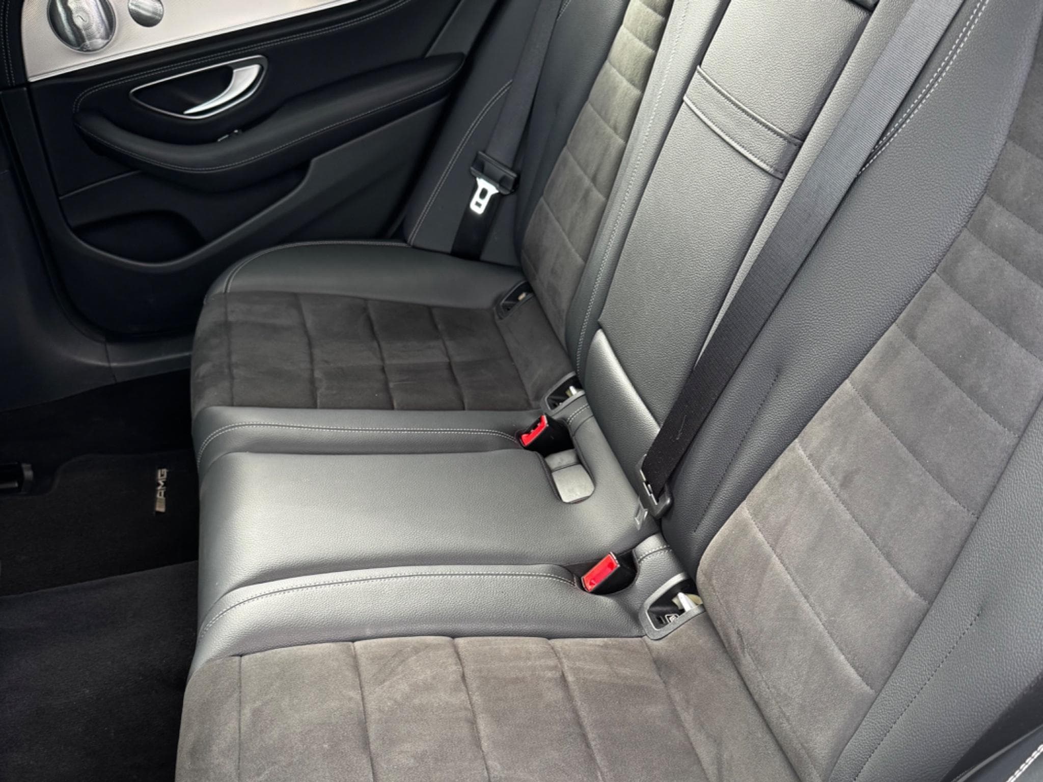 Mercedes E 400 AMG-Line (2019) - Photo 10