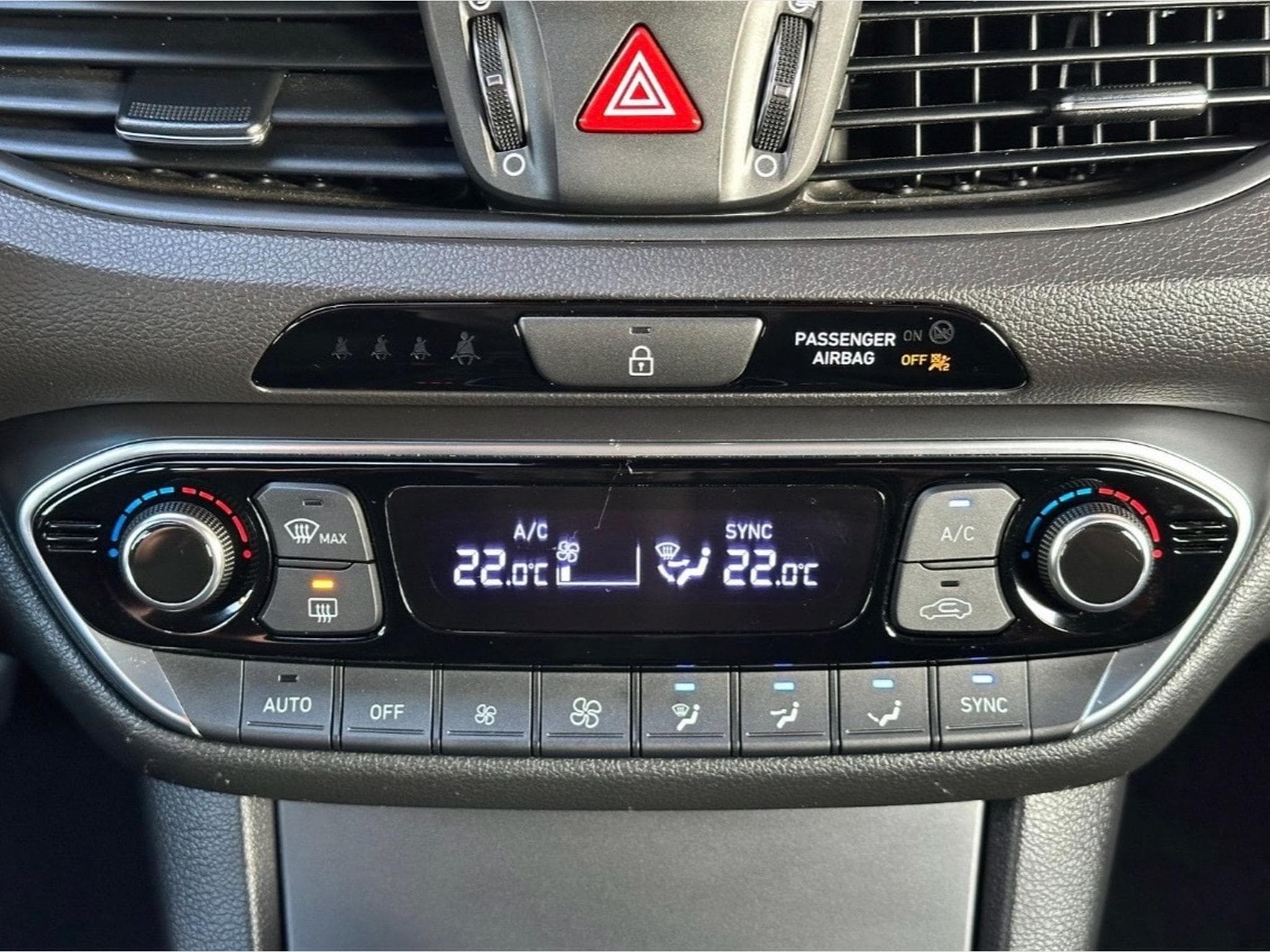 Hyundai i30 N-Line / Pano / 18zoll (2019) - Foto 13