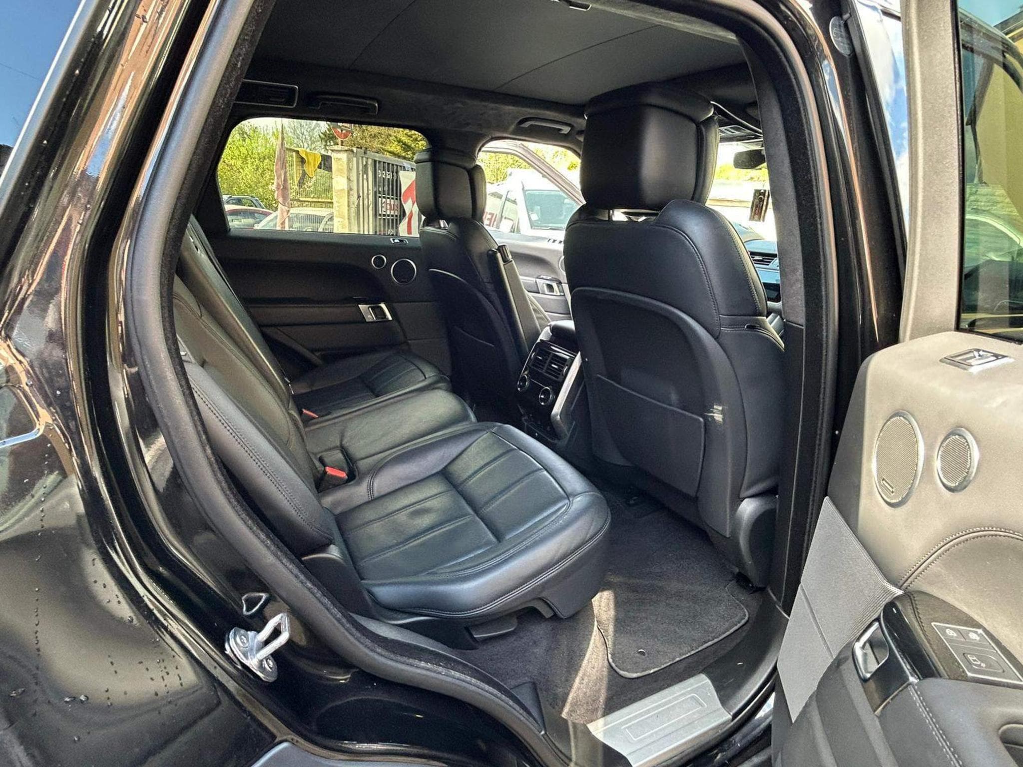 Land-Rover Range Rover Sport 3.0 d 306CV AUTOBIOGRAPHY PANORAMA 22' (2022) - Photo 12