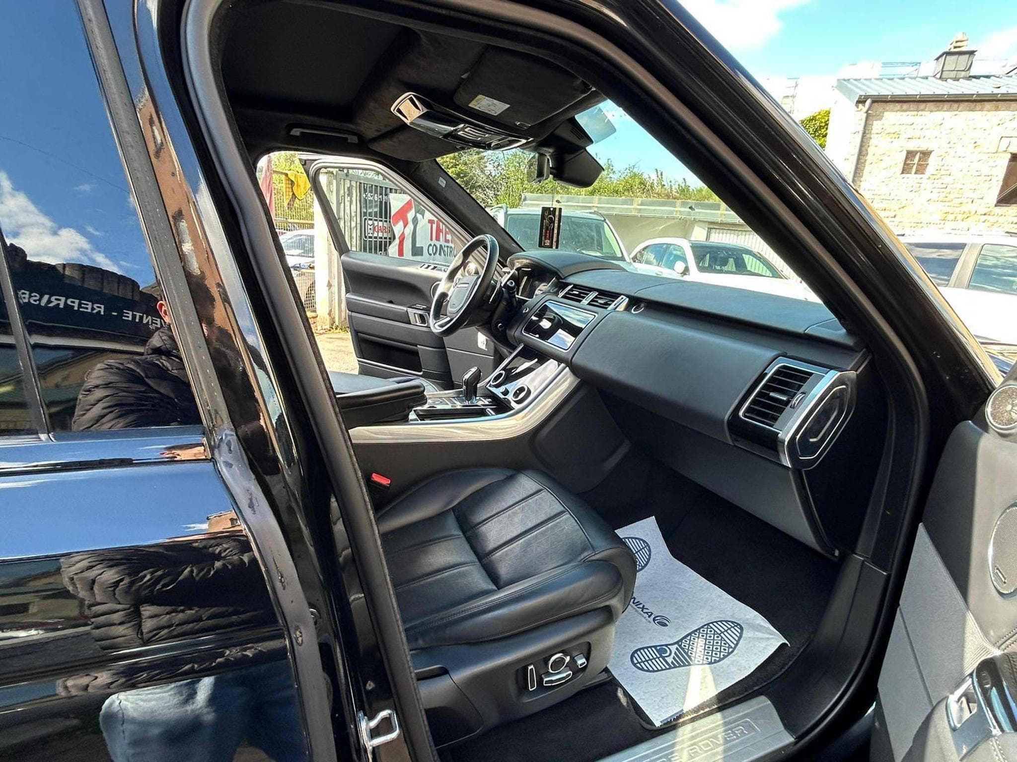 Land-Rover Range Rover Sport 3.0 d 306CV AUTOBIOGRAPHY PANORAMA 22' (2022) - Photo 13