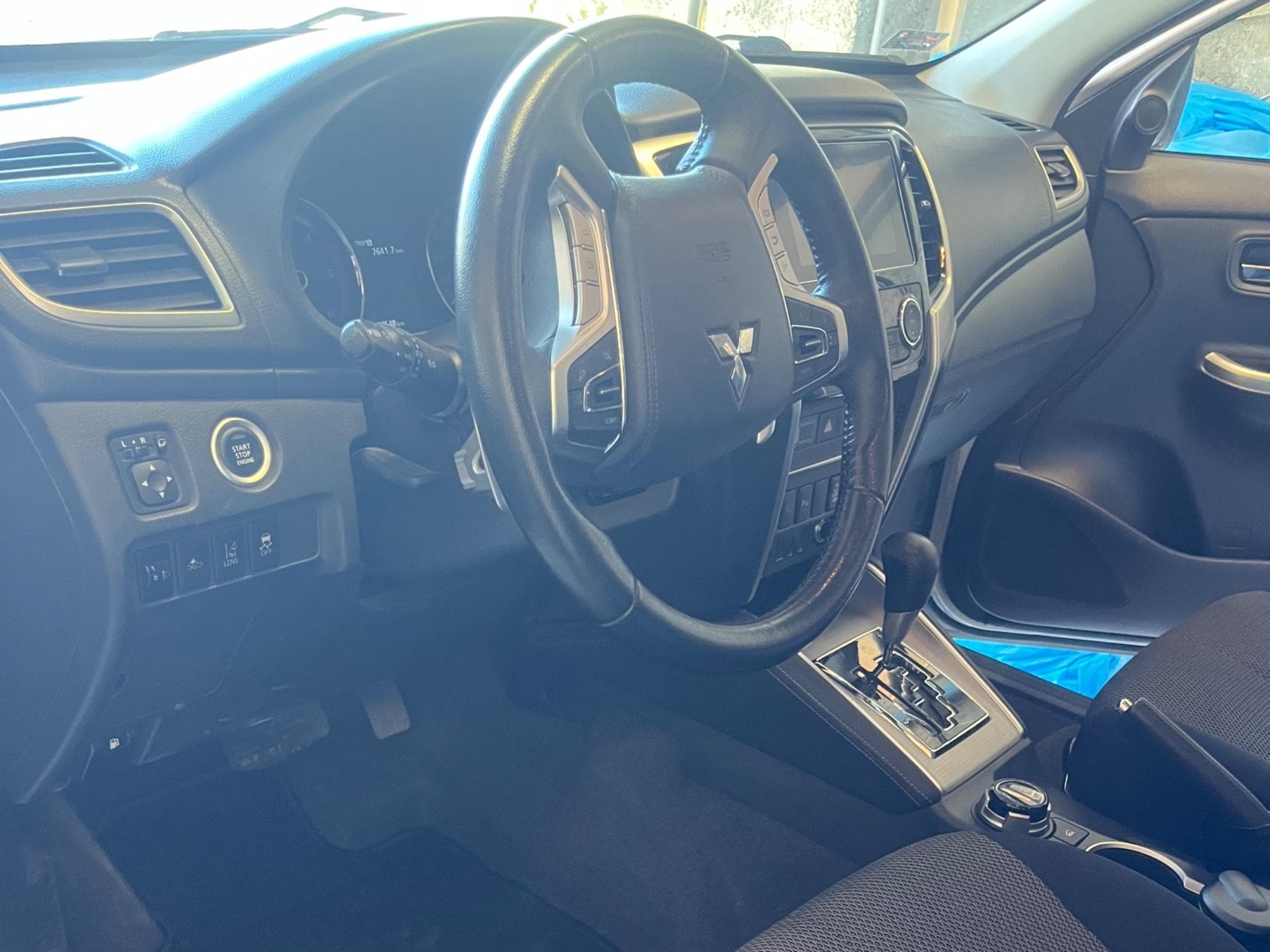 Mitsubishi L200 Spirit (2022) - Photo 2