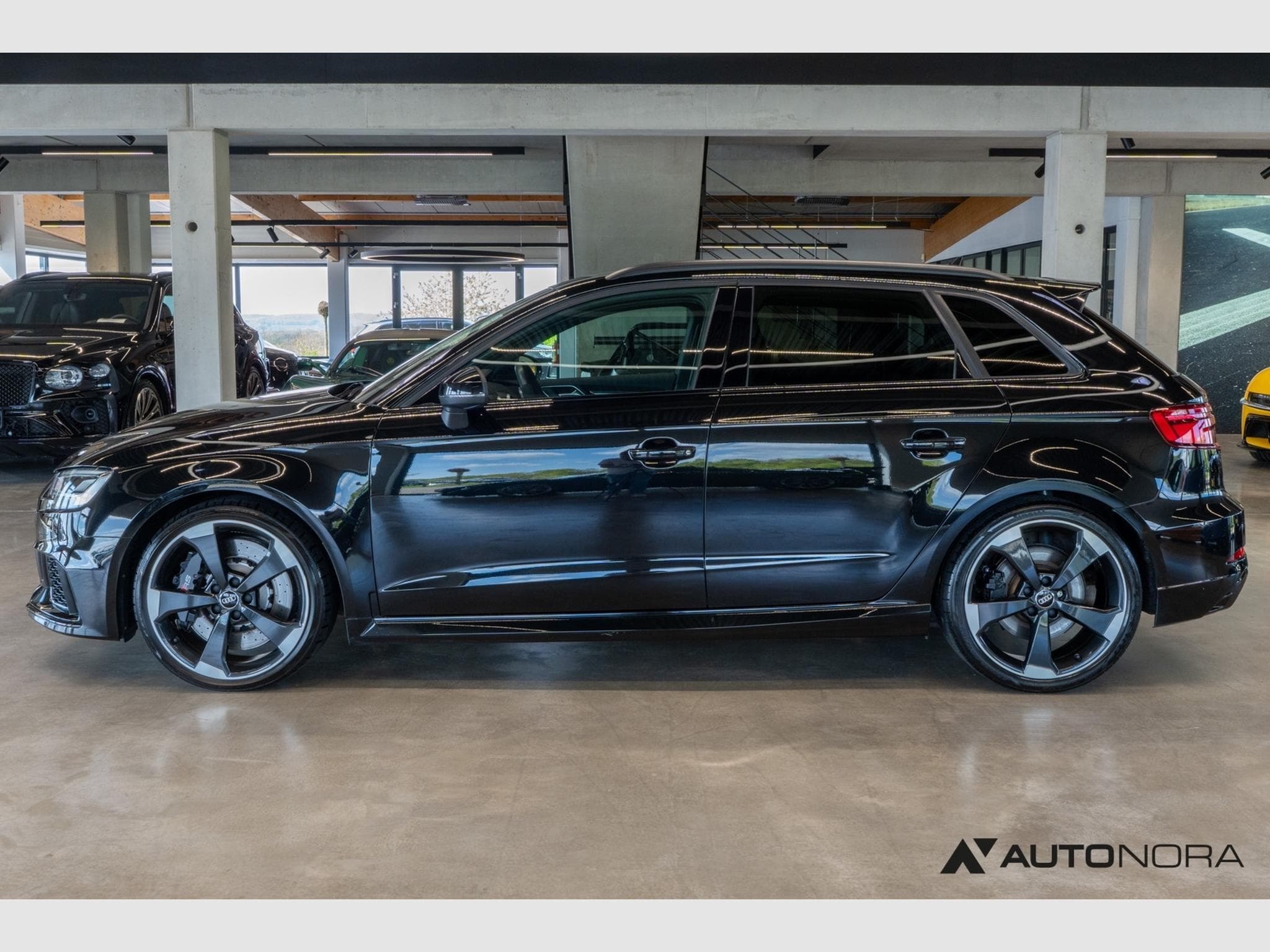 Audi RS3 Sportback (2019) - Photo 7