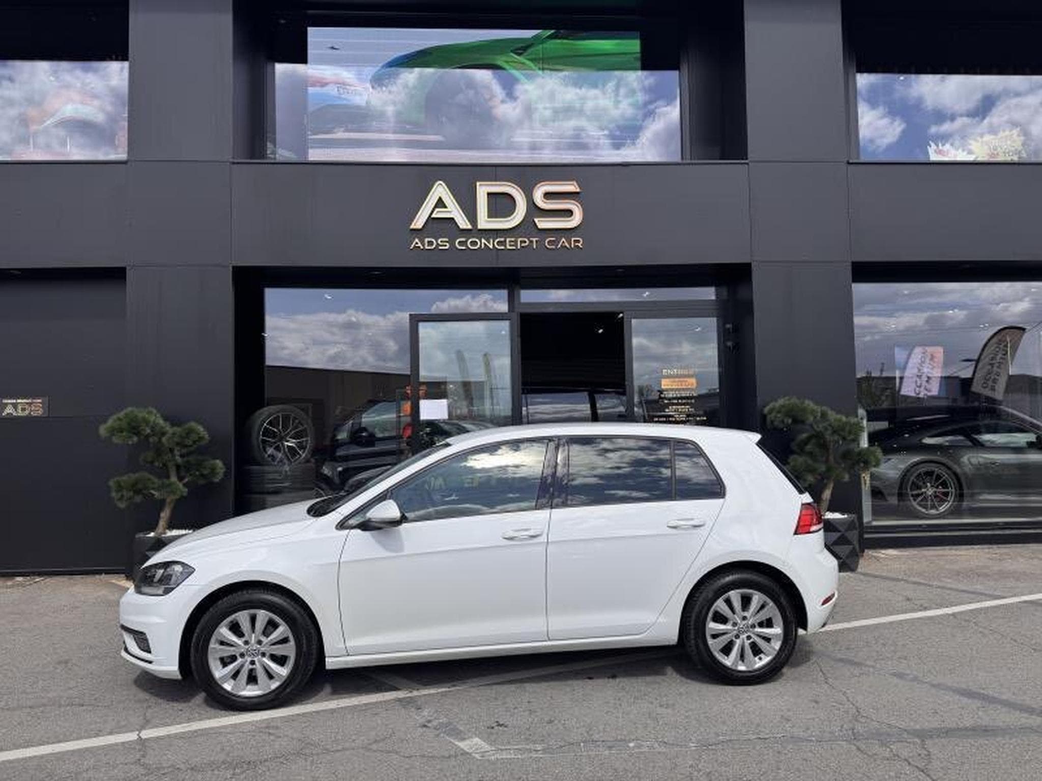 VW Golf VII Comfortline 1.0L 110CV (2017) - Foto 12