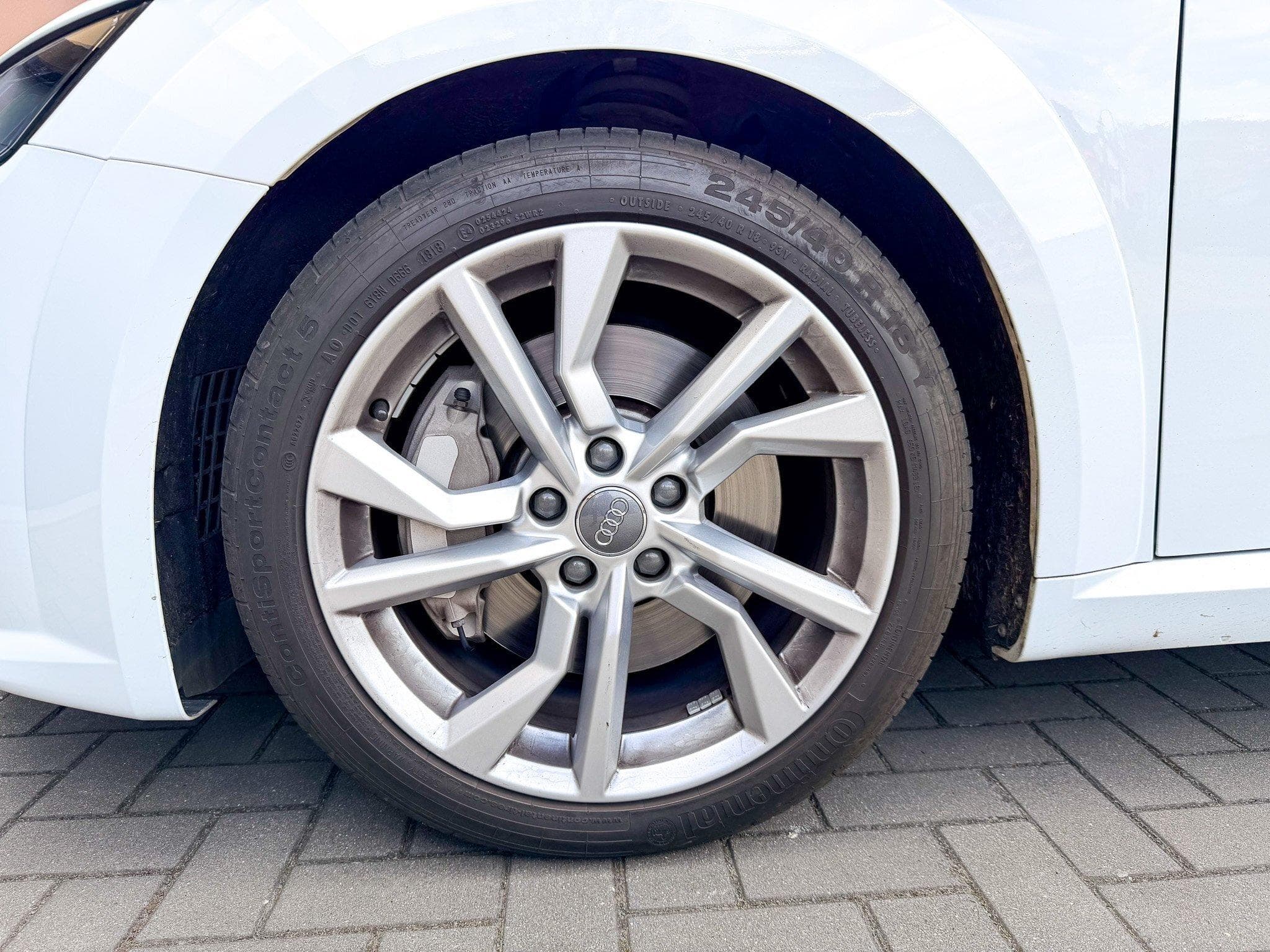 Audi TT Coupé S-Line Quattro (2019) - Photo 5