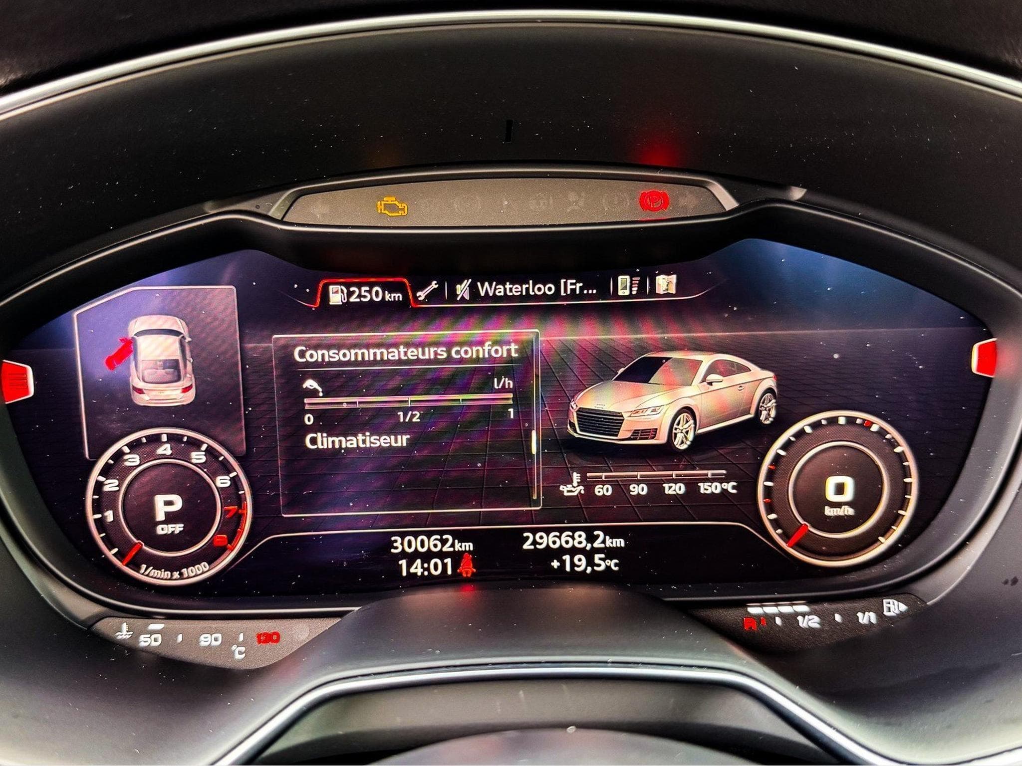 Audi TT Coupé S-Line Quattro (2019) - Photo 8