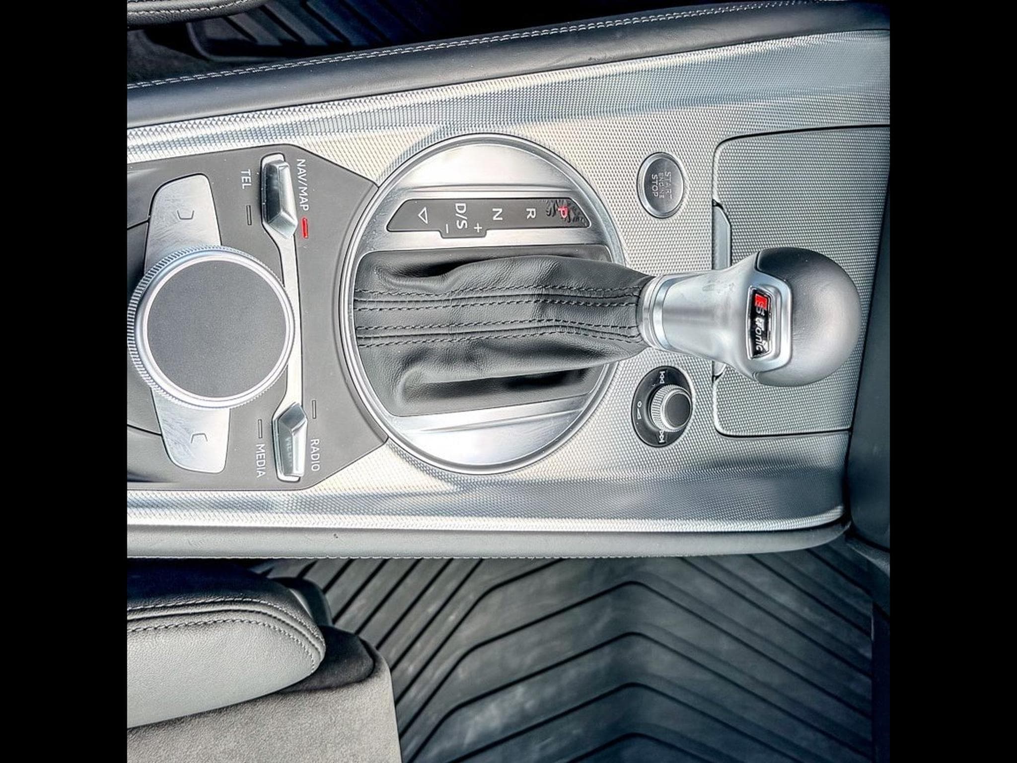 Audi TT Coupé S-Line Quattro (2019) - Photo 10