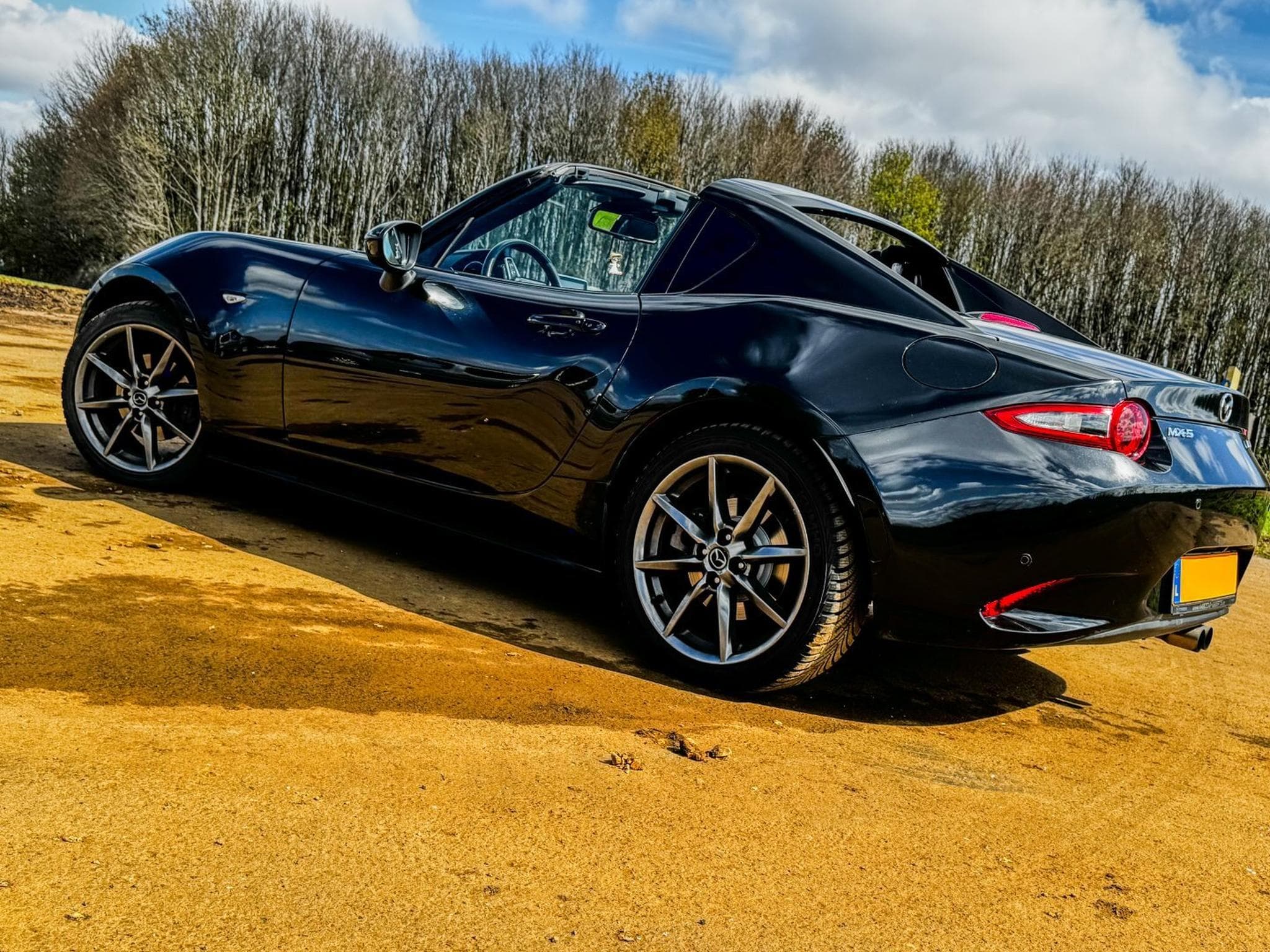Mazda MX-5 SKYACTIVE-G 160 ELOOP Sports-Line (2018) - Photo 1