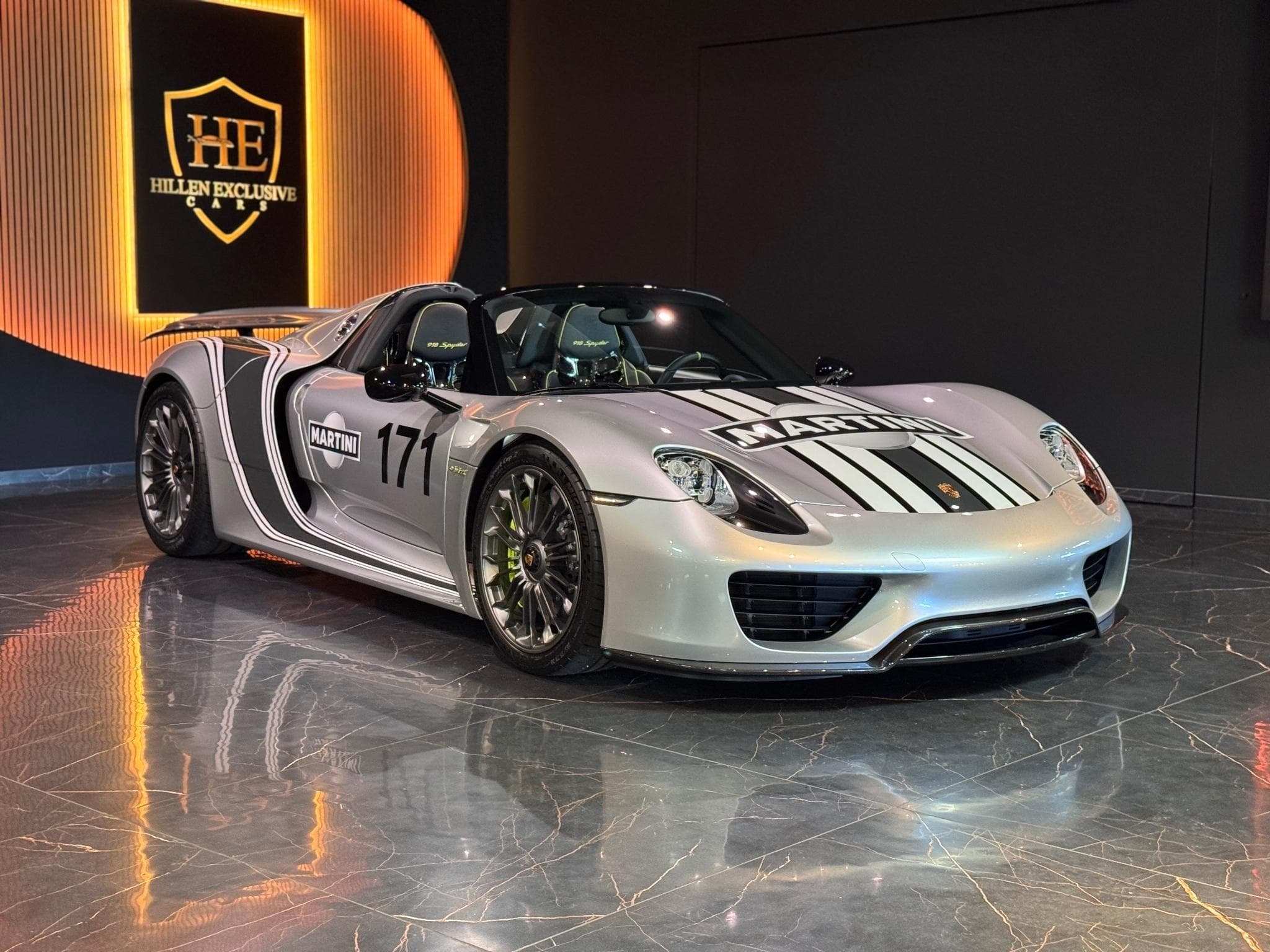 Porsche 918 Spyder (2015) - Photo 1