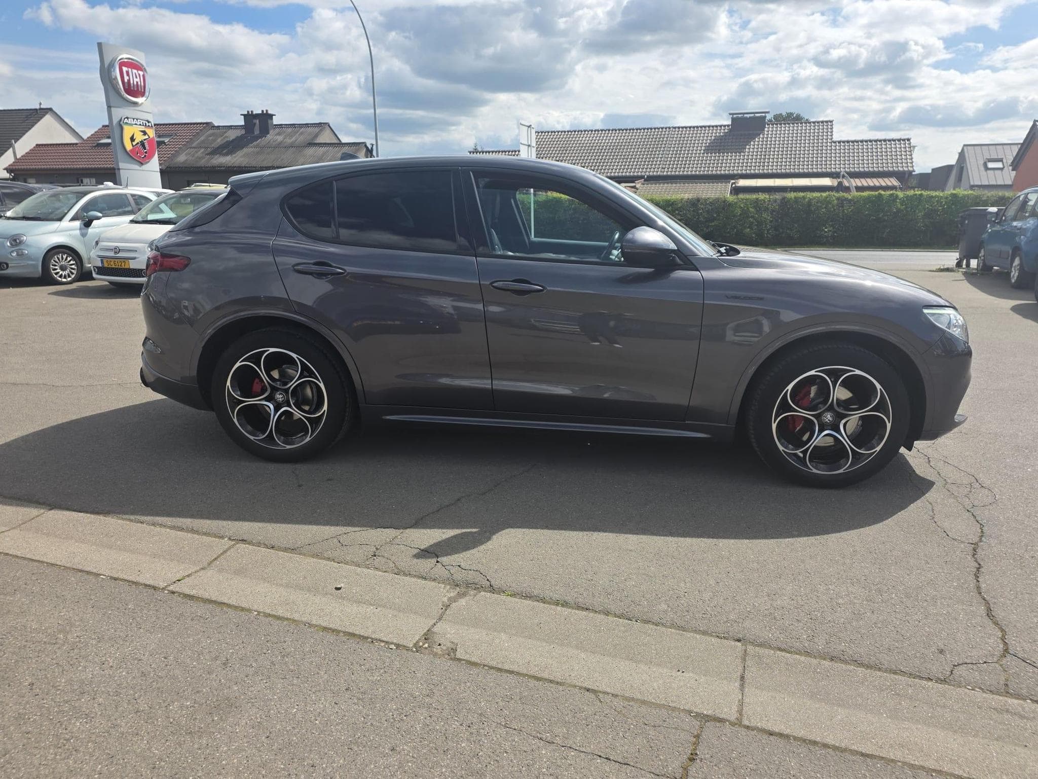 Alfa-Romeo Stelvio VELOCE 2.2 210 CV Q4 (2021) - Foto 2