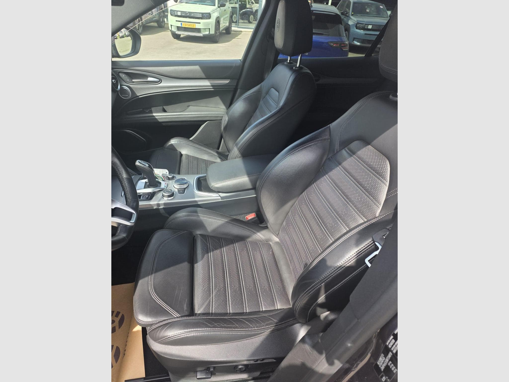 Alfa-Romeo Stelvio VELOCE 2.2 210 CV Q4 (2021) - Foto 7