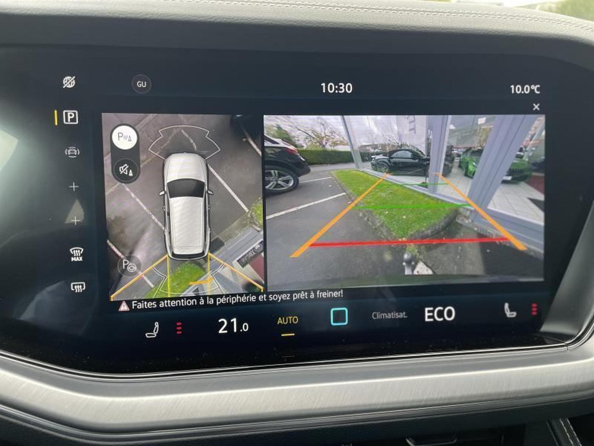 VW Touareg 3.0 TDI 231 4Motion DSG (2024) - Photo 10